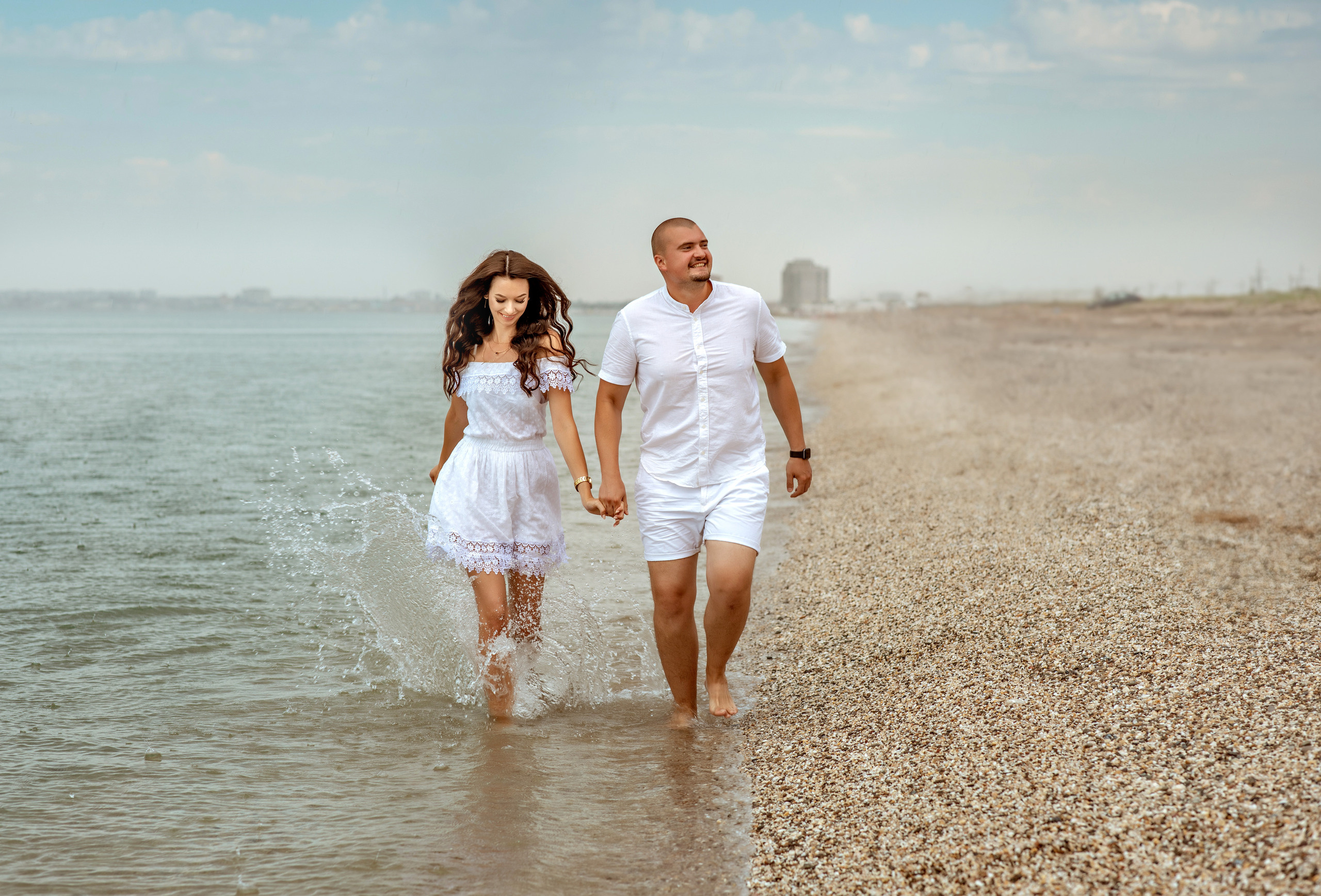 Выездные фотосессии. Съемка для влюбленных. Фотограф-стилист Крым Прокат одежды в Крыму. Фотосессии в Крыму