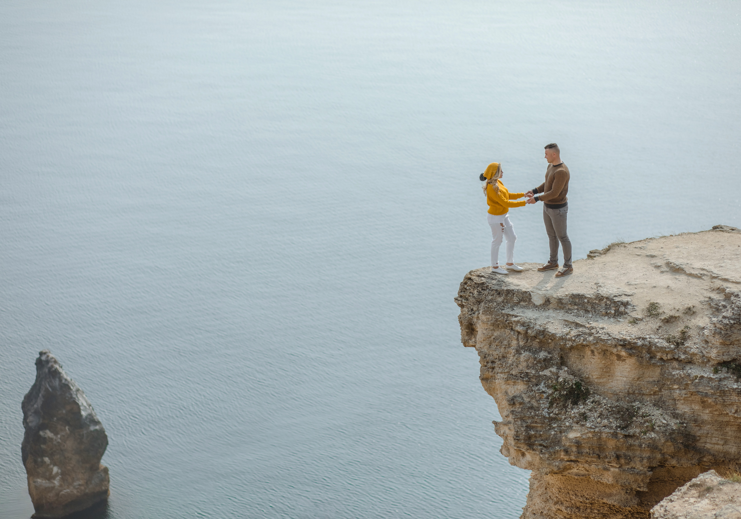 Выездные фотосессии. Съемка для влюбленных. Фотограф-стилист Крым Прокат одежды в Крыму. Фотосессии в Крыму