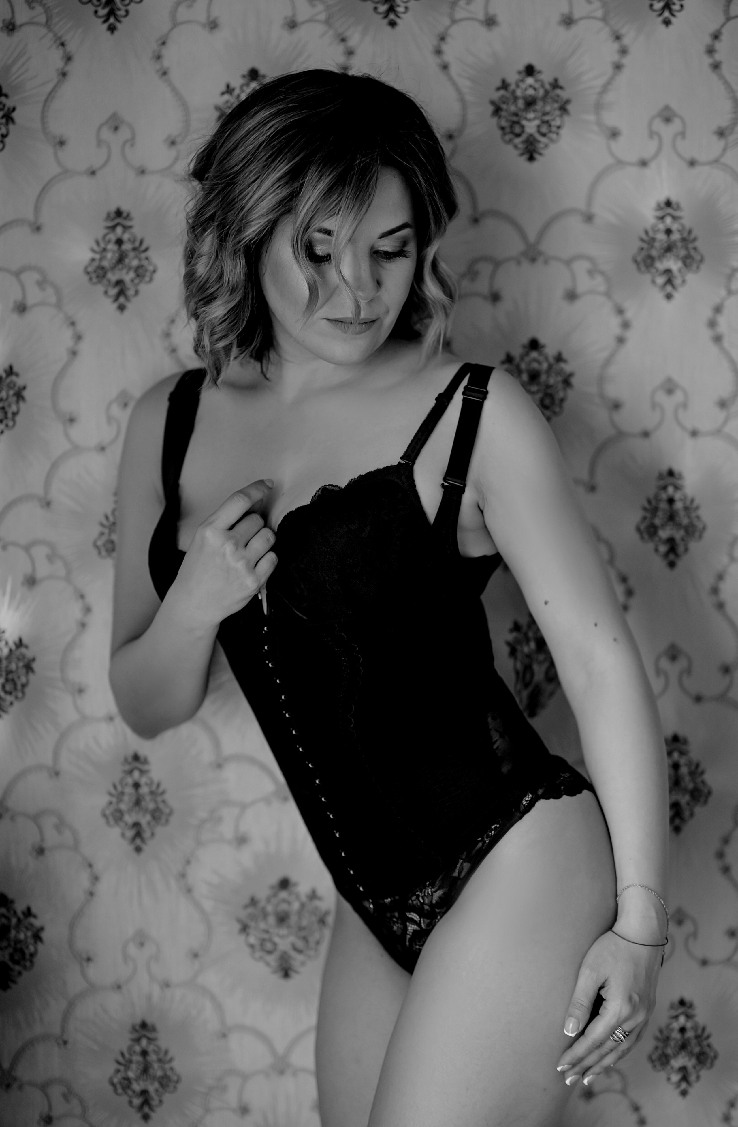 Будуарная фотосессия. Фотограф-стилист Крым Прокат одежды в Крыму. Фотосессии в Крыму