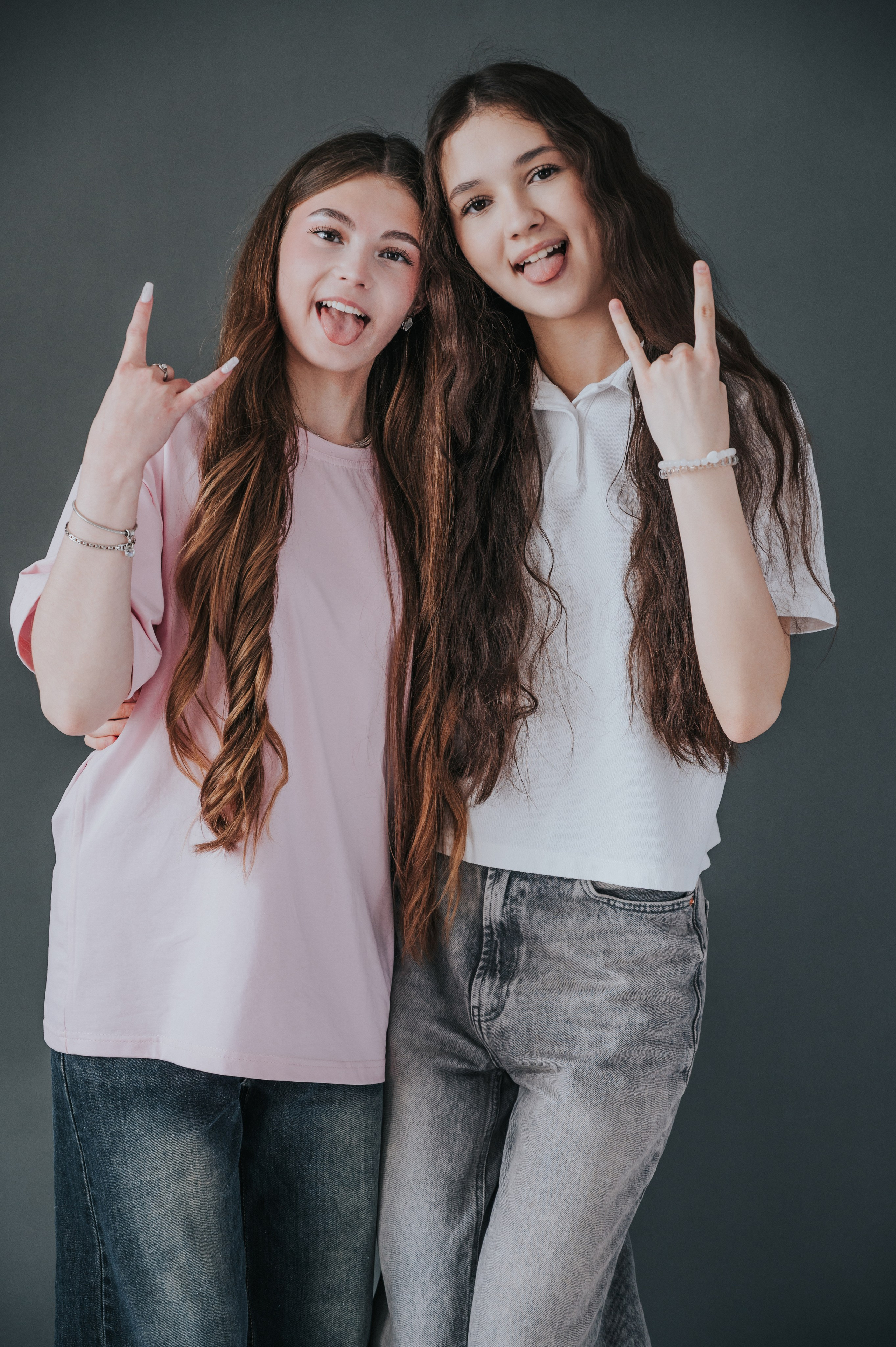 Фотостудия. Выпускные альбомы и Школьный фотограф в Алексеевке, Бирюче, Красном