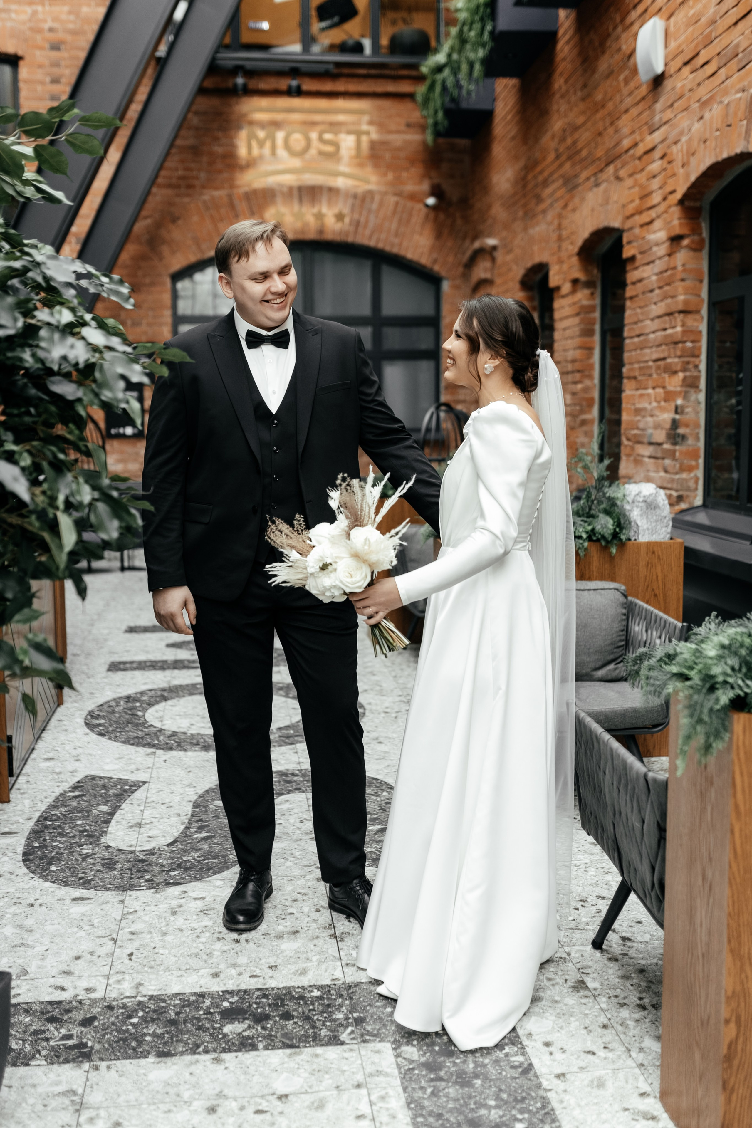 R&I WEDDING DAY. ФОТОГРАФ | ВИДЕОГРАФ | КУРГАН | ТЮМЕНЬ | ЕКБ Михаил Сутягин