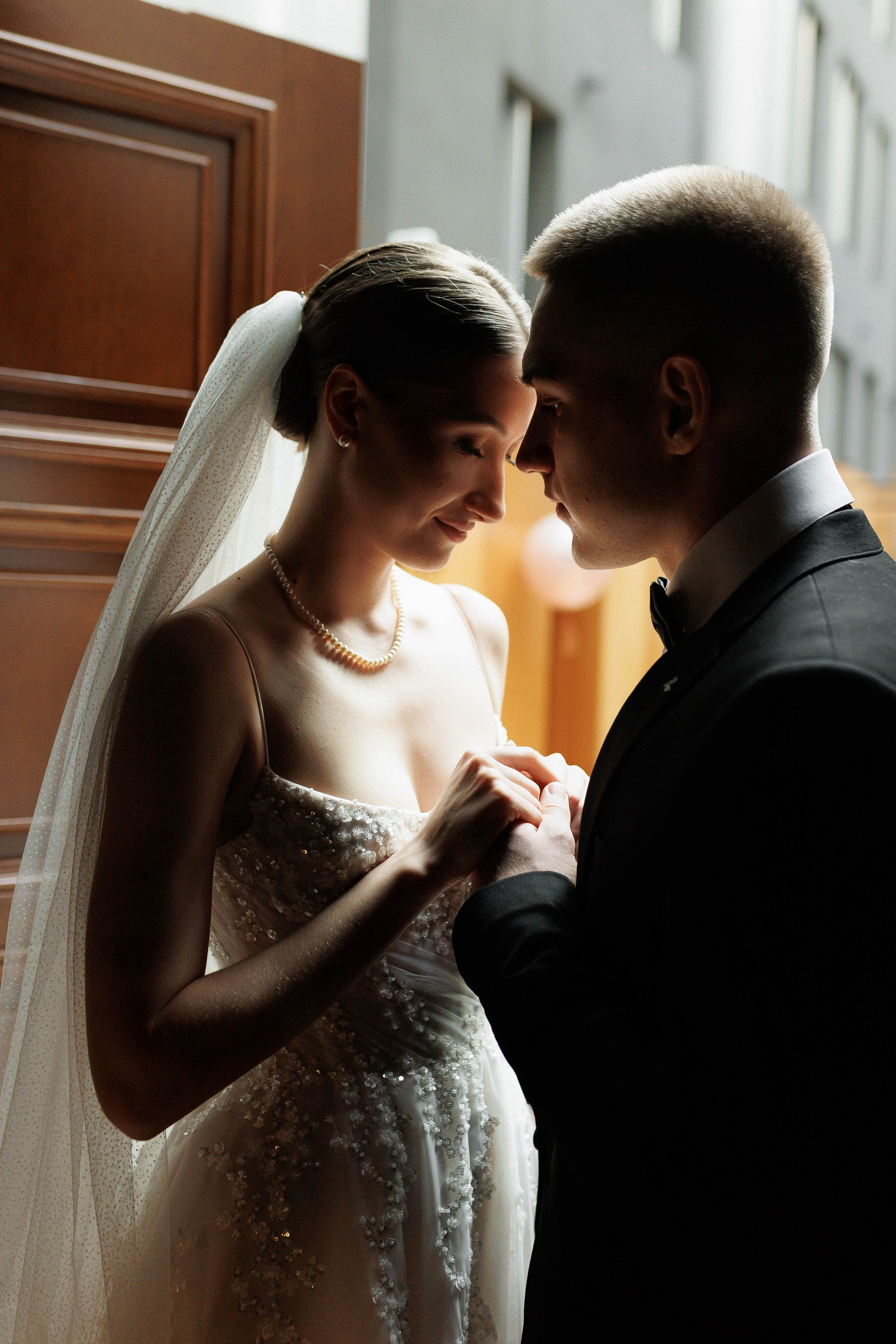 ···. Свадебный фотограф в Санкт-Петербурге Александра Чукавина