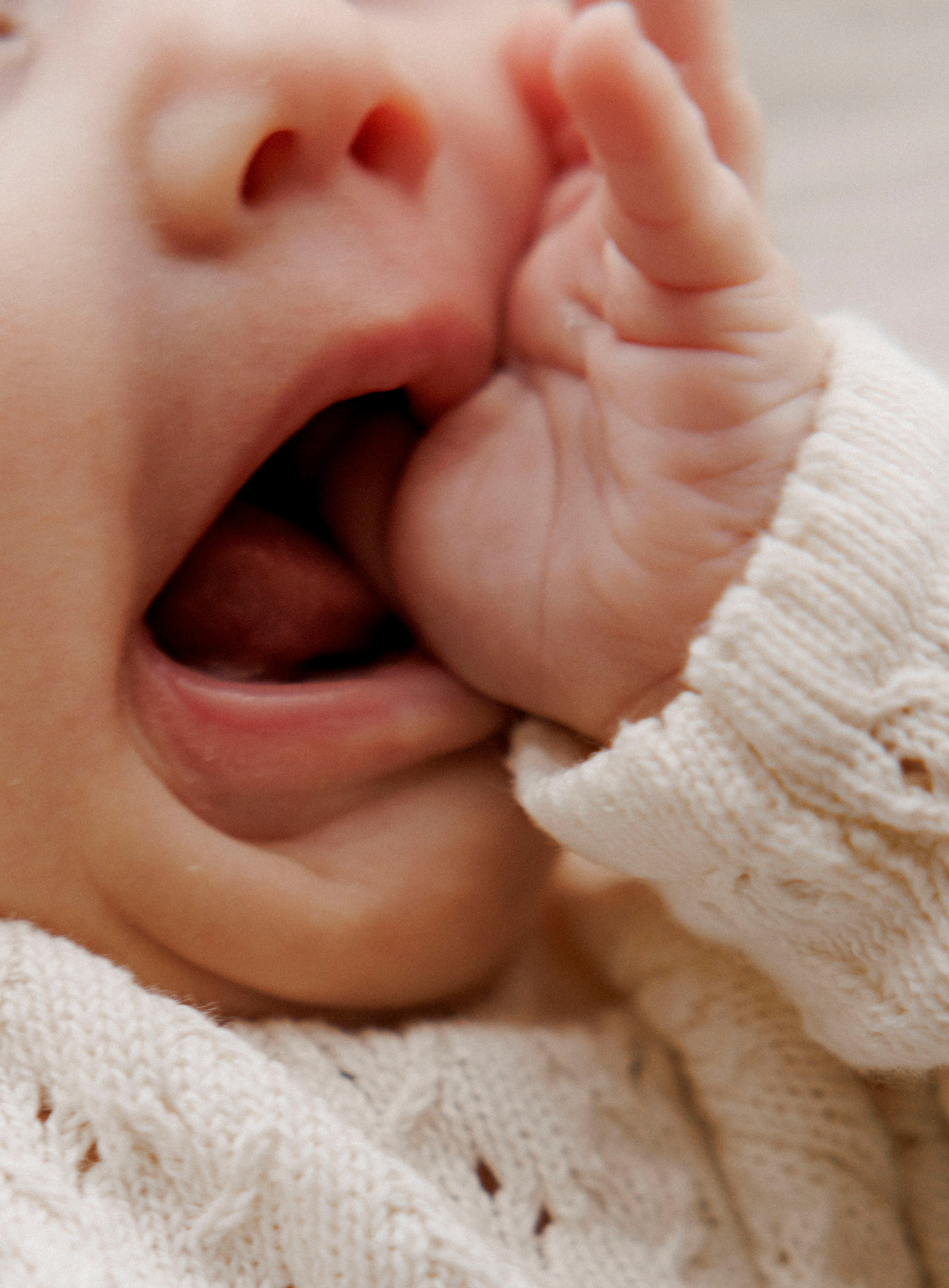 New born family photoshoot at home. Wedding and family photographer