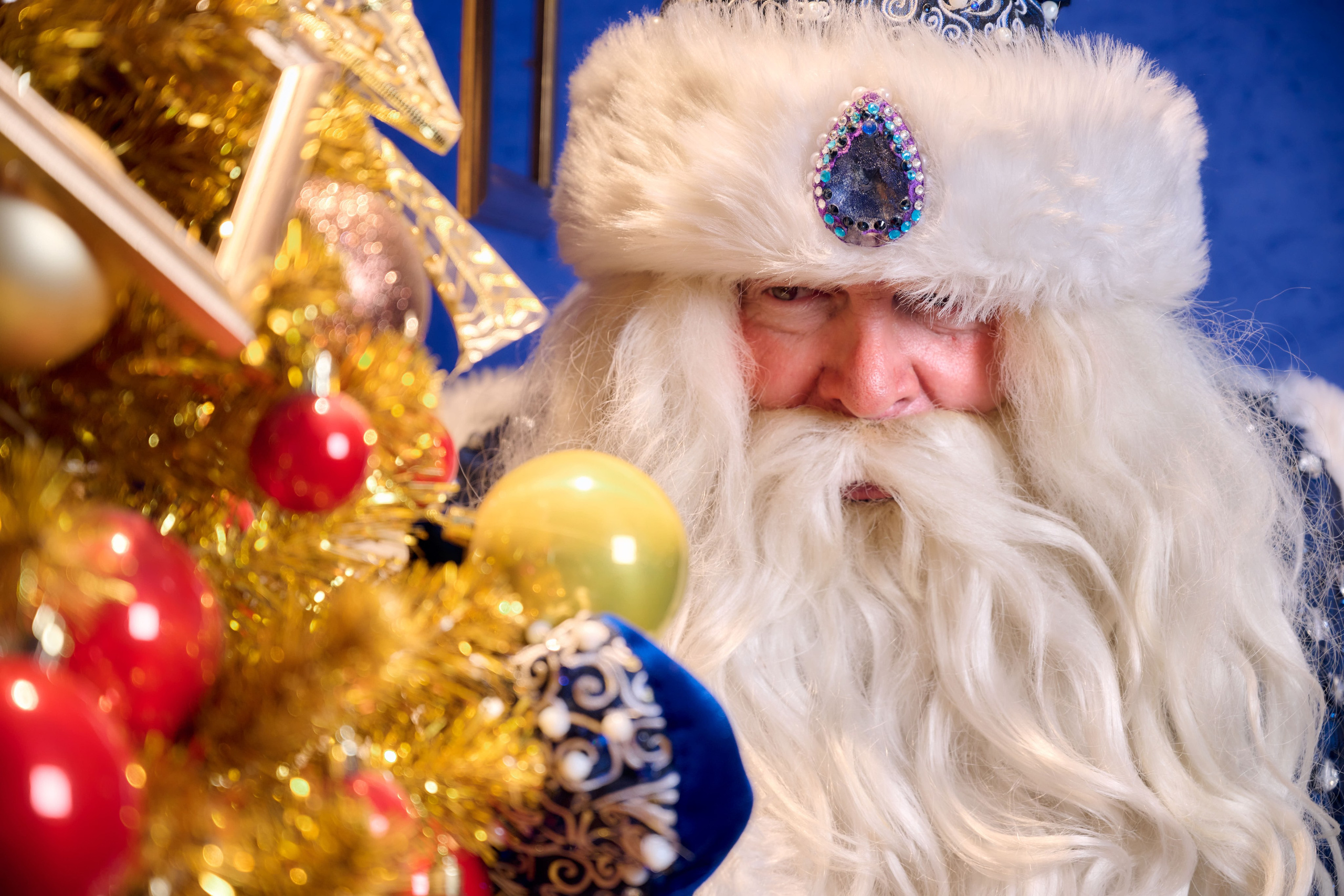 Дед Мороз в тереме почты. Никита Хохловский фото и видео продакшн