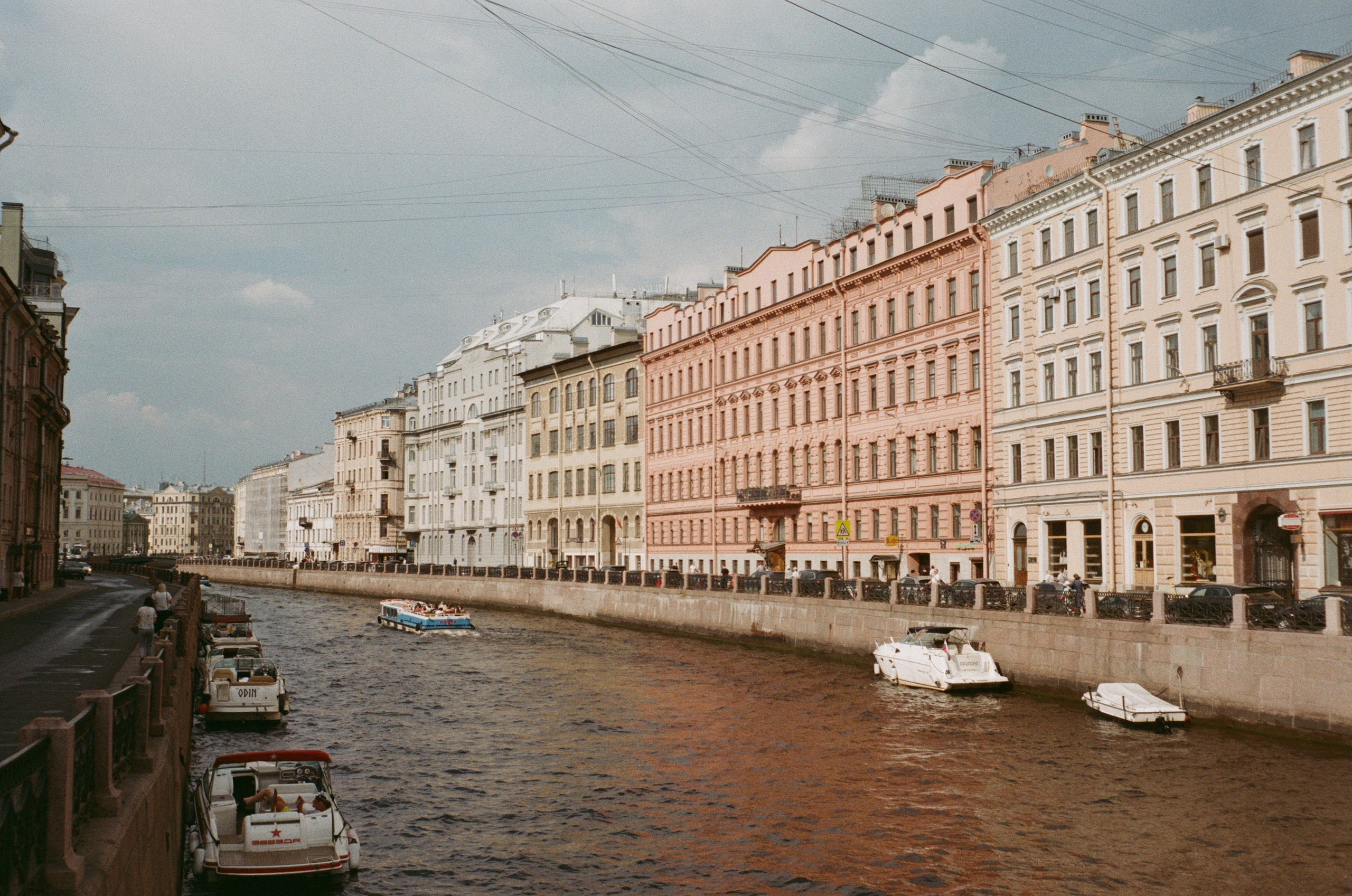 Прогулка по Питеру после отраслевой конференции / Minox 35GT