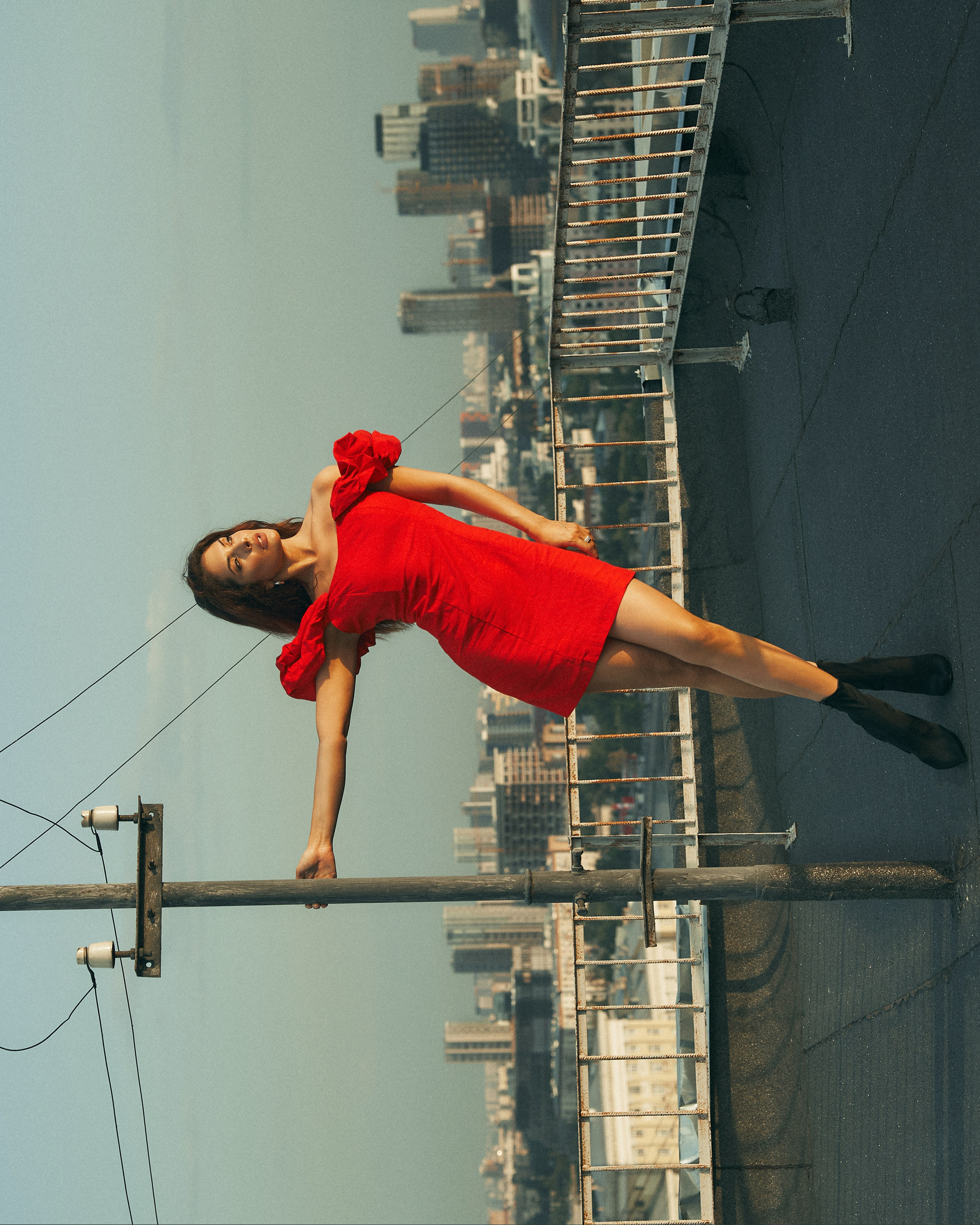 Фотосессия на крыше в Москве. Женский фотограф в Москве Юсипов Марат