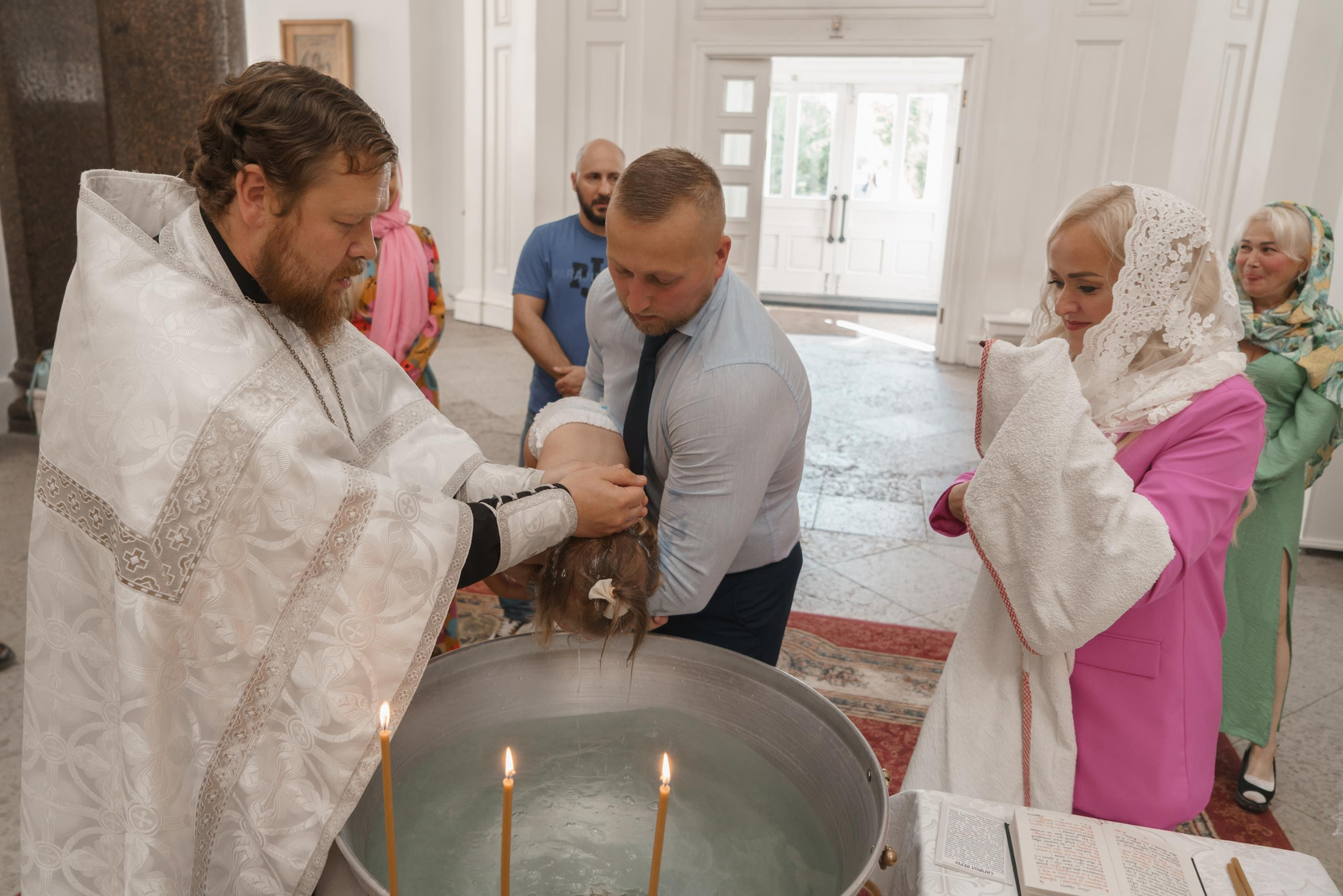 Софийский собор в г. Пушкин, крещение Евы. Контент- фотограф, рилсмейкер в Санкт- Петербурге Елена Грие