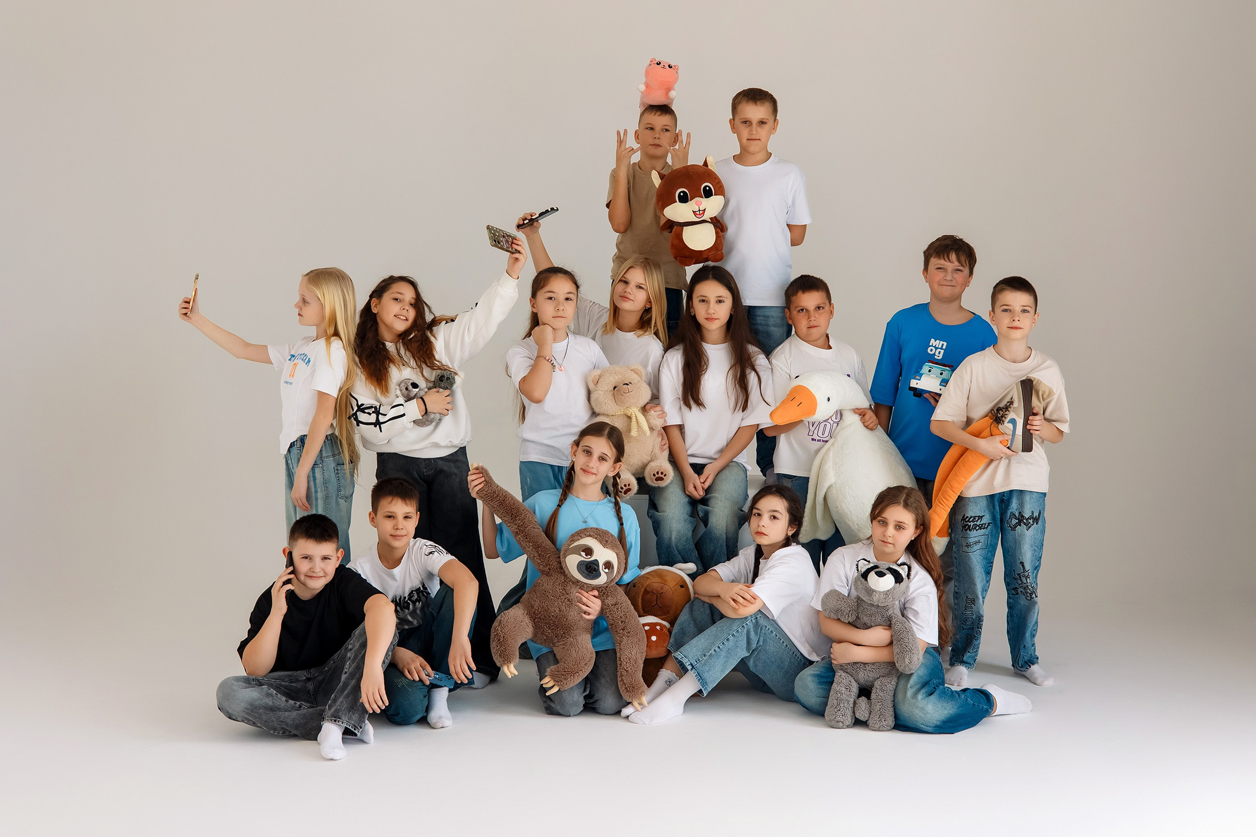 4 класс съемка в фотостудии. Фотограф Любовь Корниенко, Примоский край