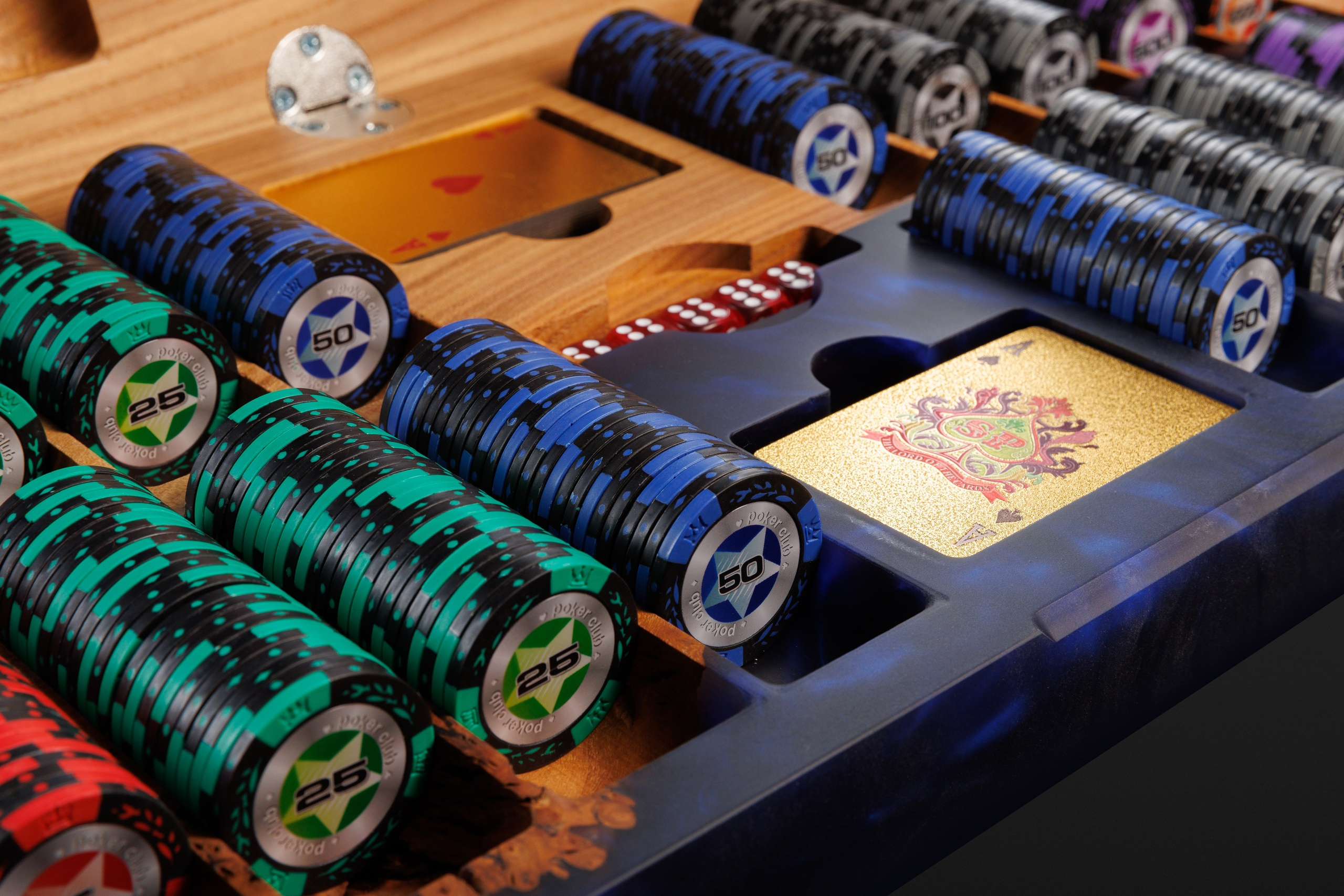 Каталог Represent. Commercial photographer | Anton Ermakov