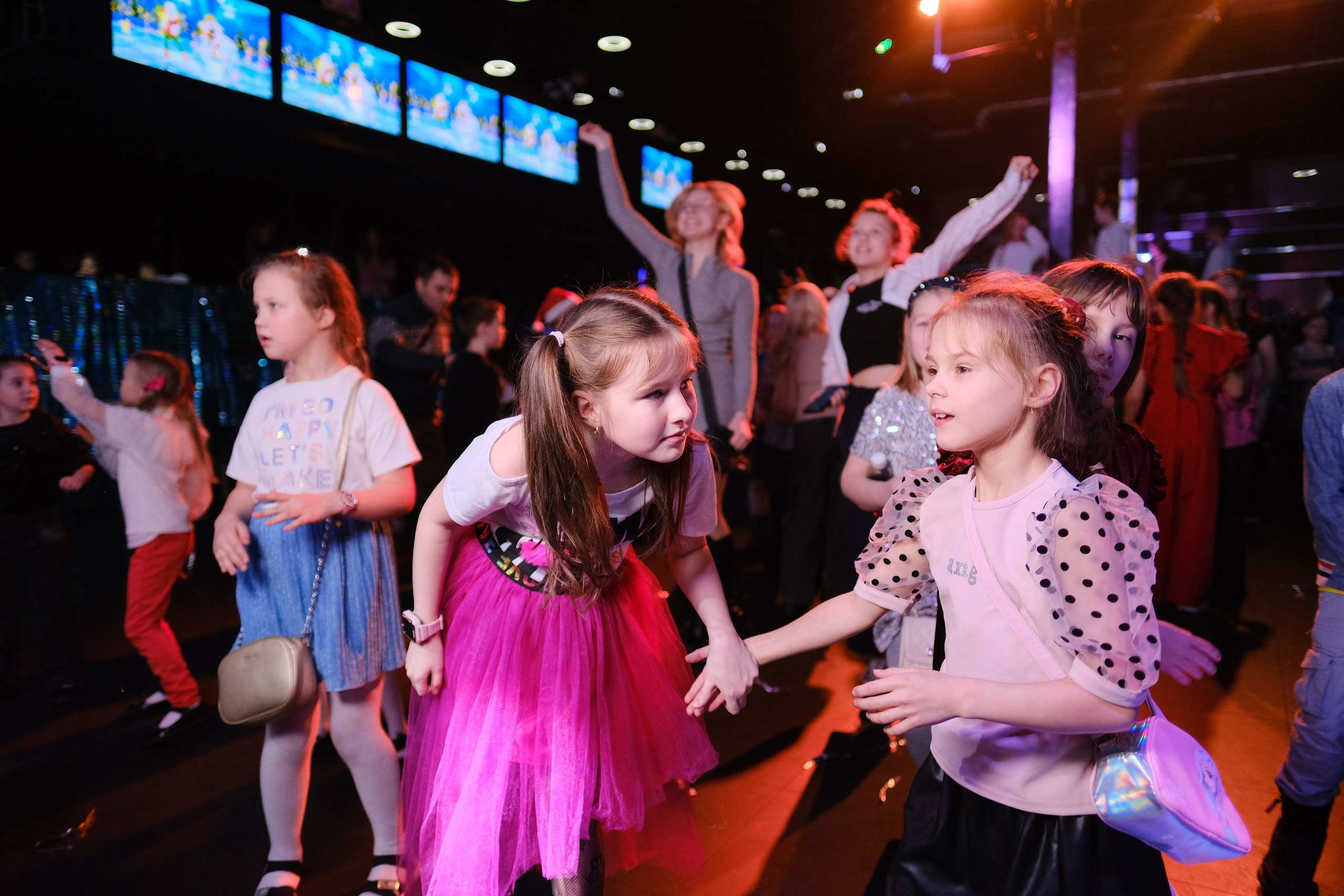 ЁлкаФест в М33 27 декабря 2023 года. Свадебный и репортажной фотограф Денис Ожигин в Краснодаре и Краснодарском крае