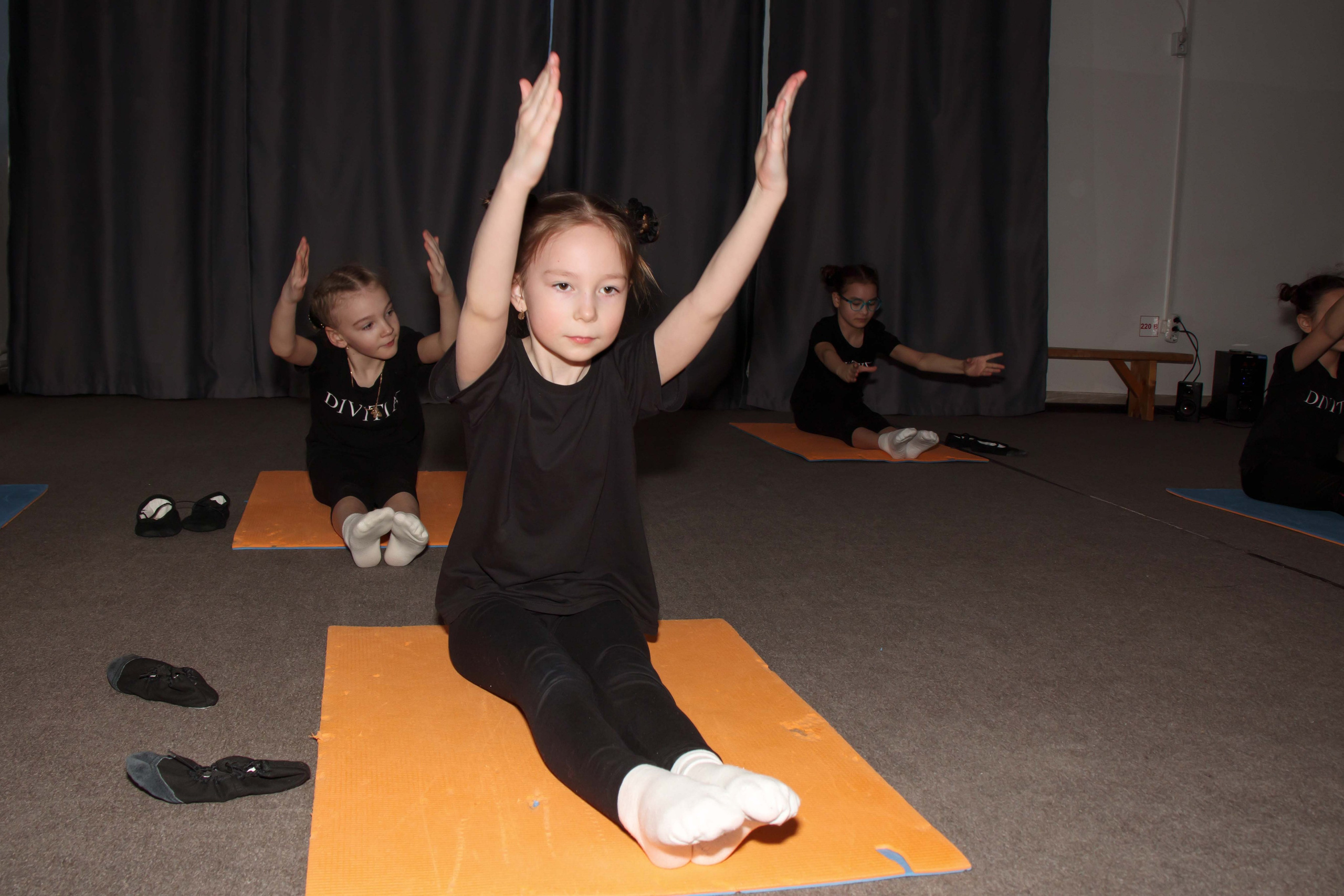 Тренировка в танц. школе. Репортажный Фотограф