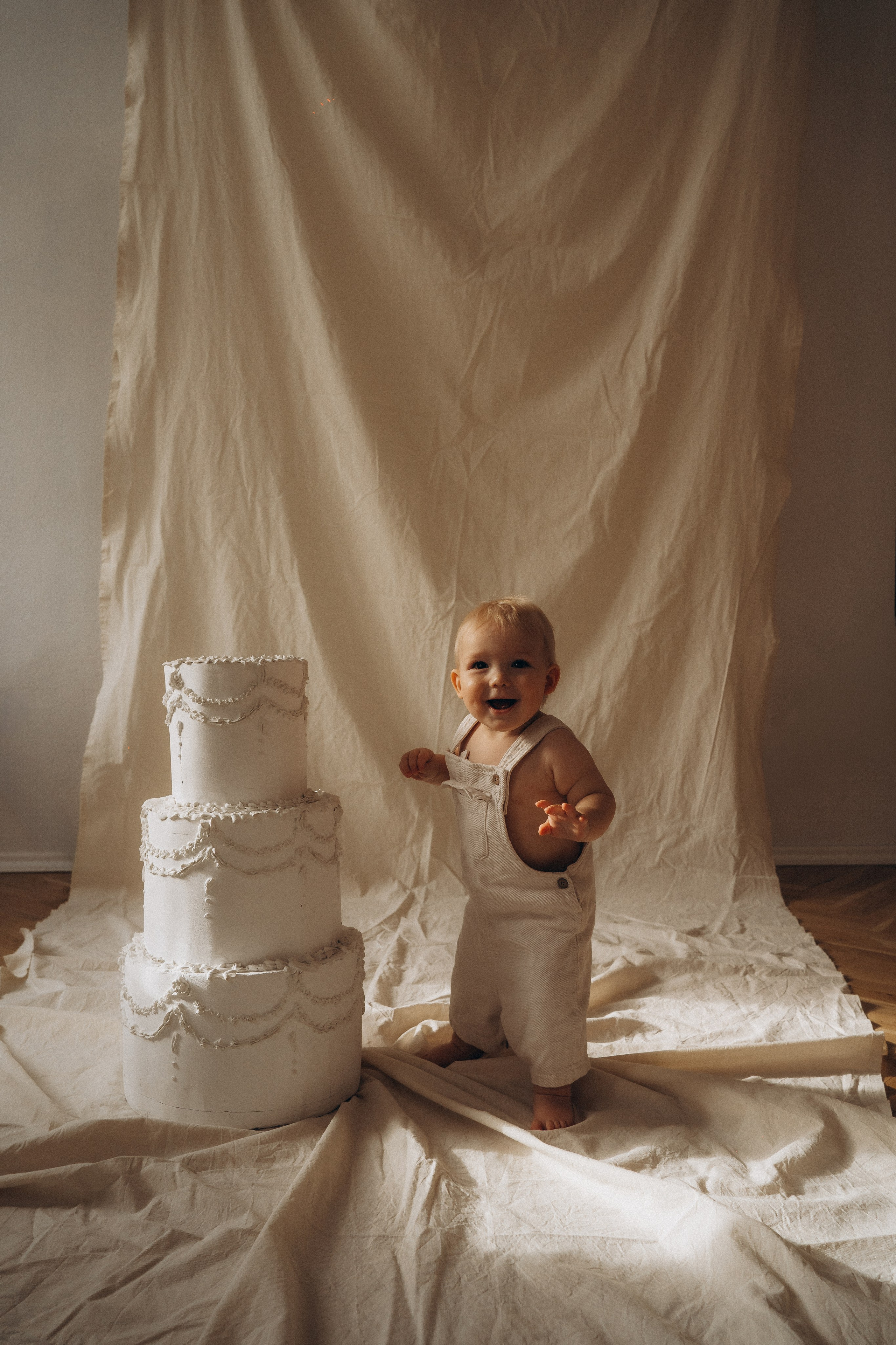 Улыбчивый малыш, Артему 1 годик