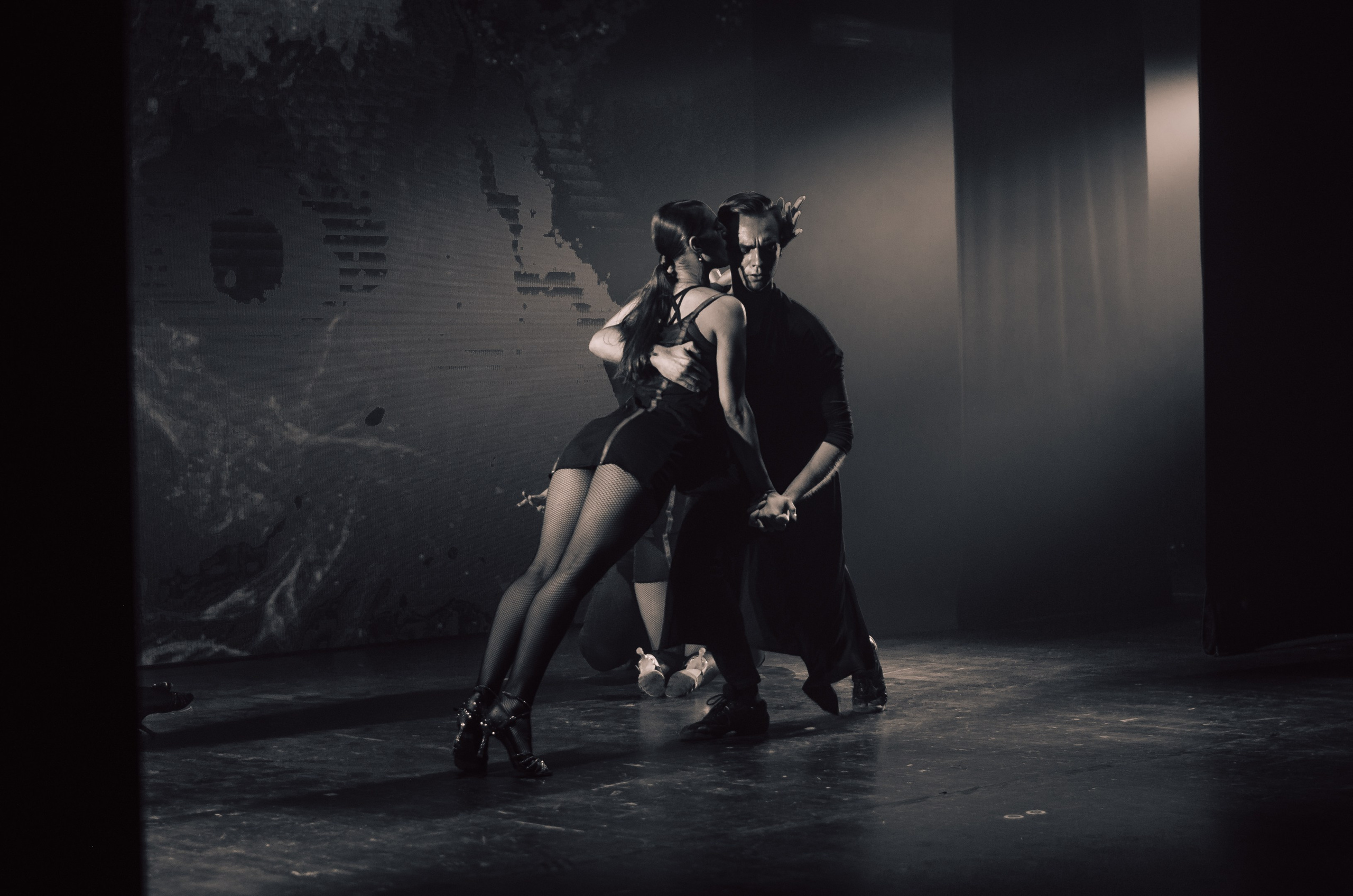 Фоторепортаж танцевального мероприятия. Денисова Аля — фотограф для парных съемок и индивидуальных историй в Барнауле