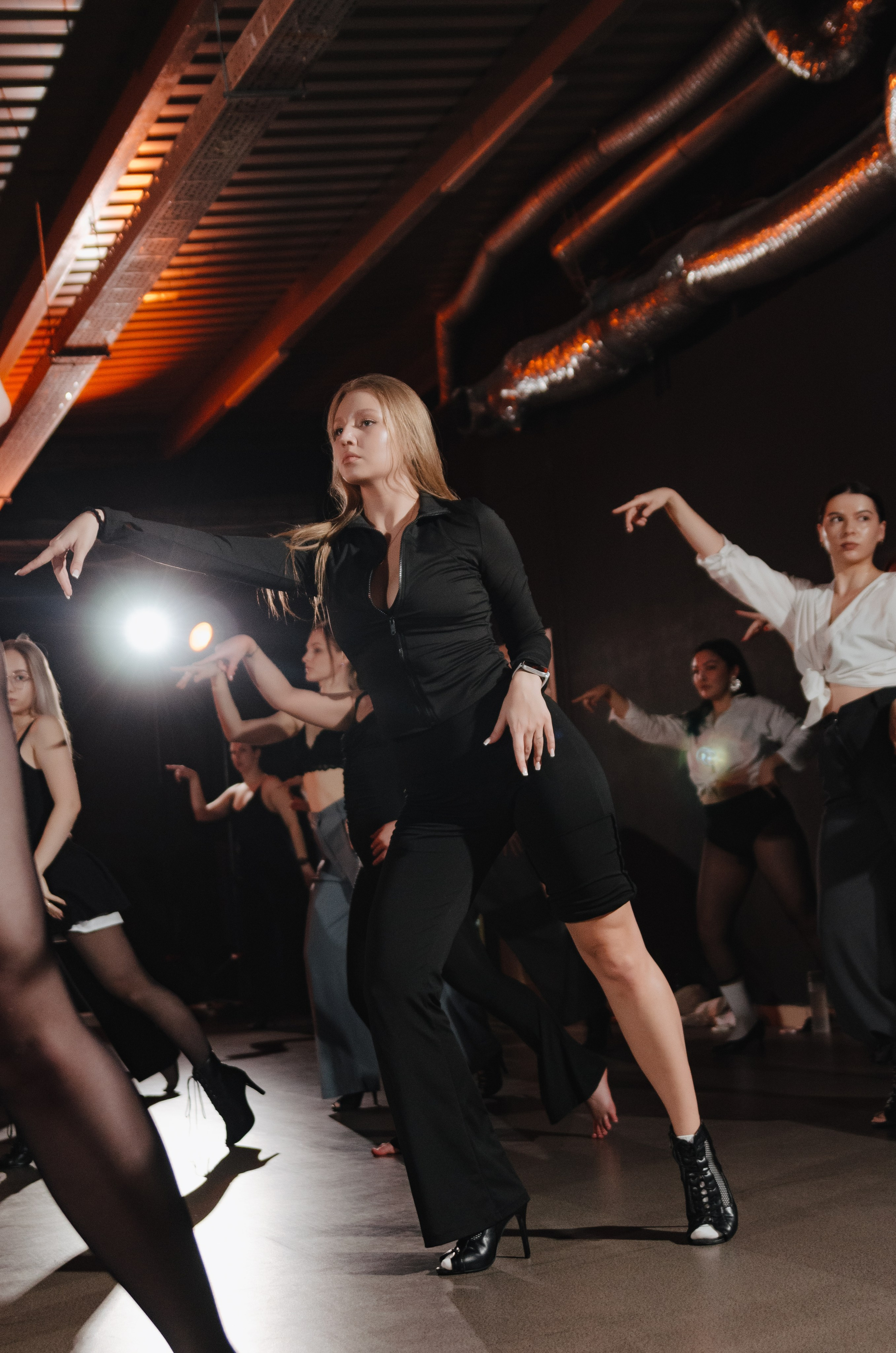 Birthday heels class Екатерины Ингачевой. Денисова Аля — фотограф для парных съемок и индивидуальных историй в Барнауле