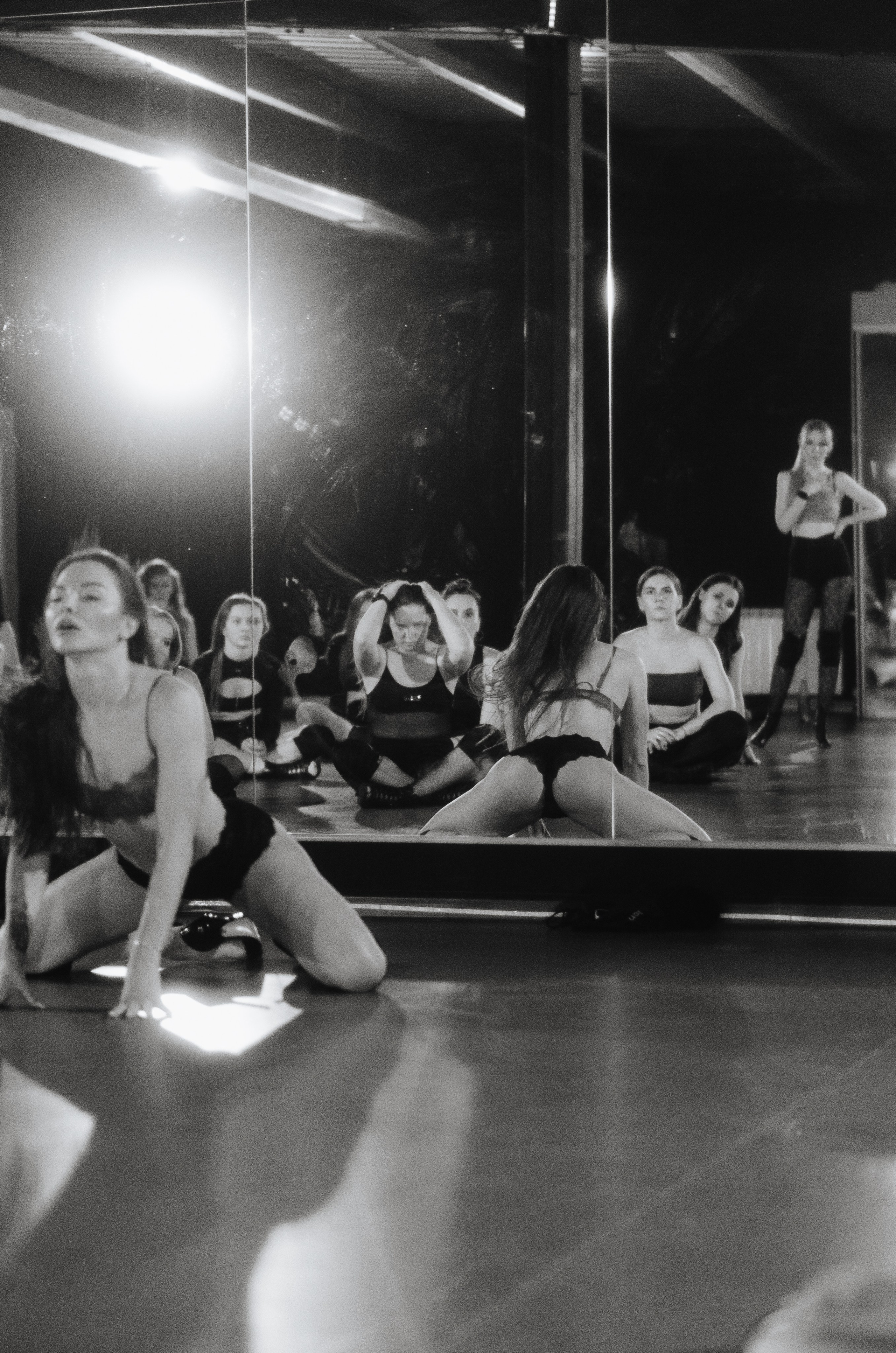 Мастер-классы по High Heels/Girly hip-hop от Оксаны ATTA. Денисова Аля — фотограф для парных съемок и индивидуальных историй в Барнауле