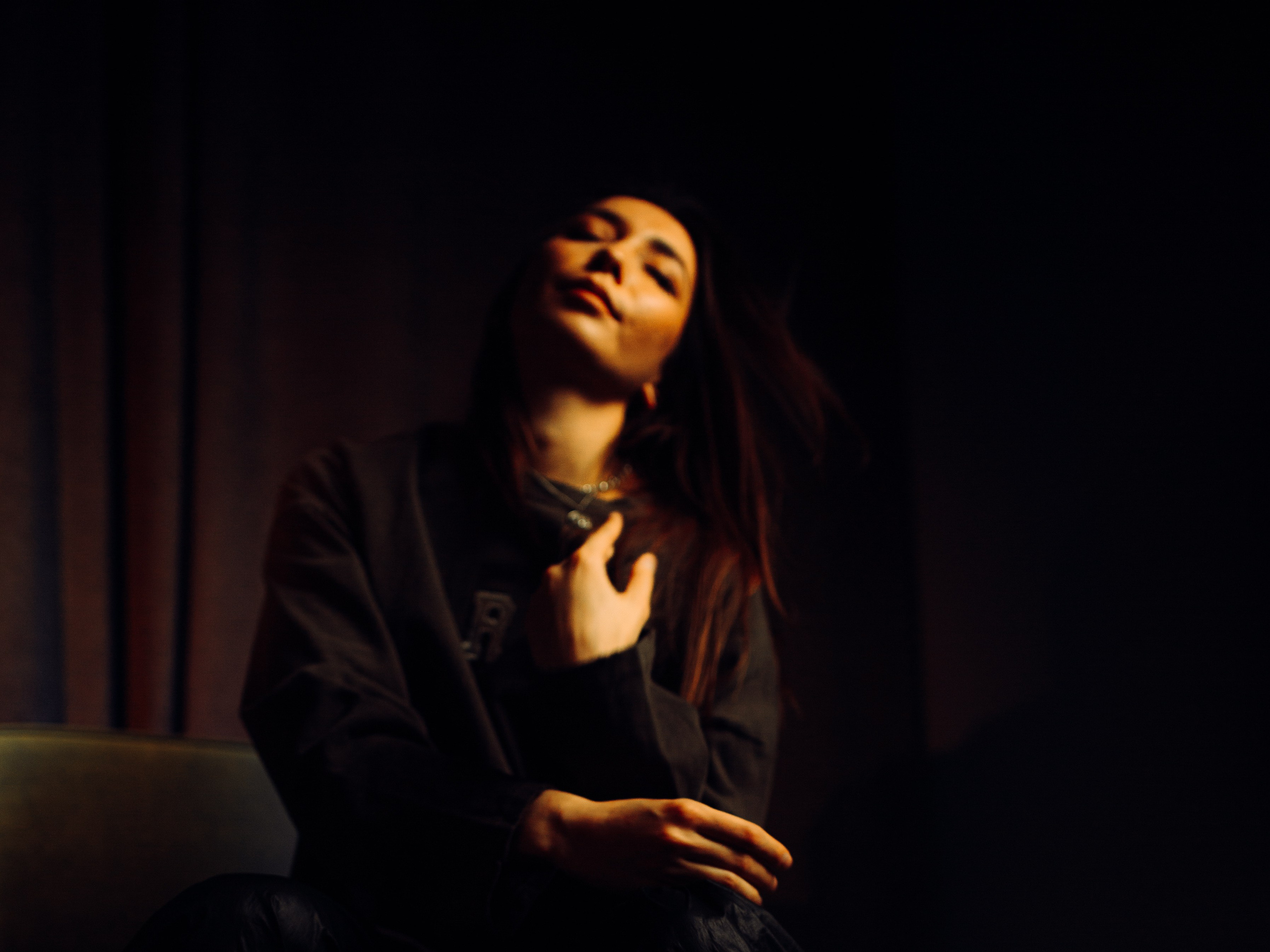 Танцуй. Дома. Танцуй. Арт-фотограф Крис Л. в Тобольске: портрет, семейные, свадьбы