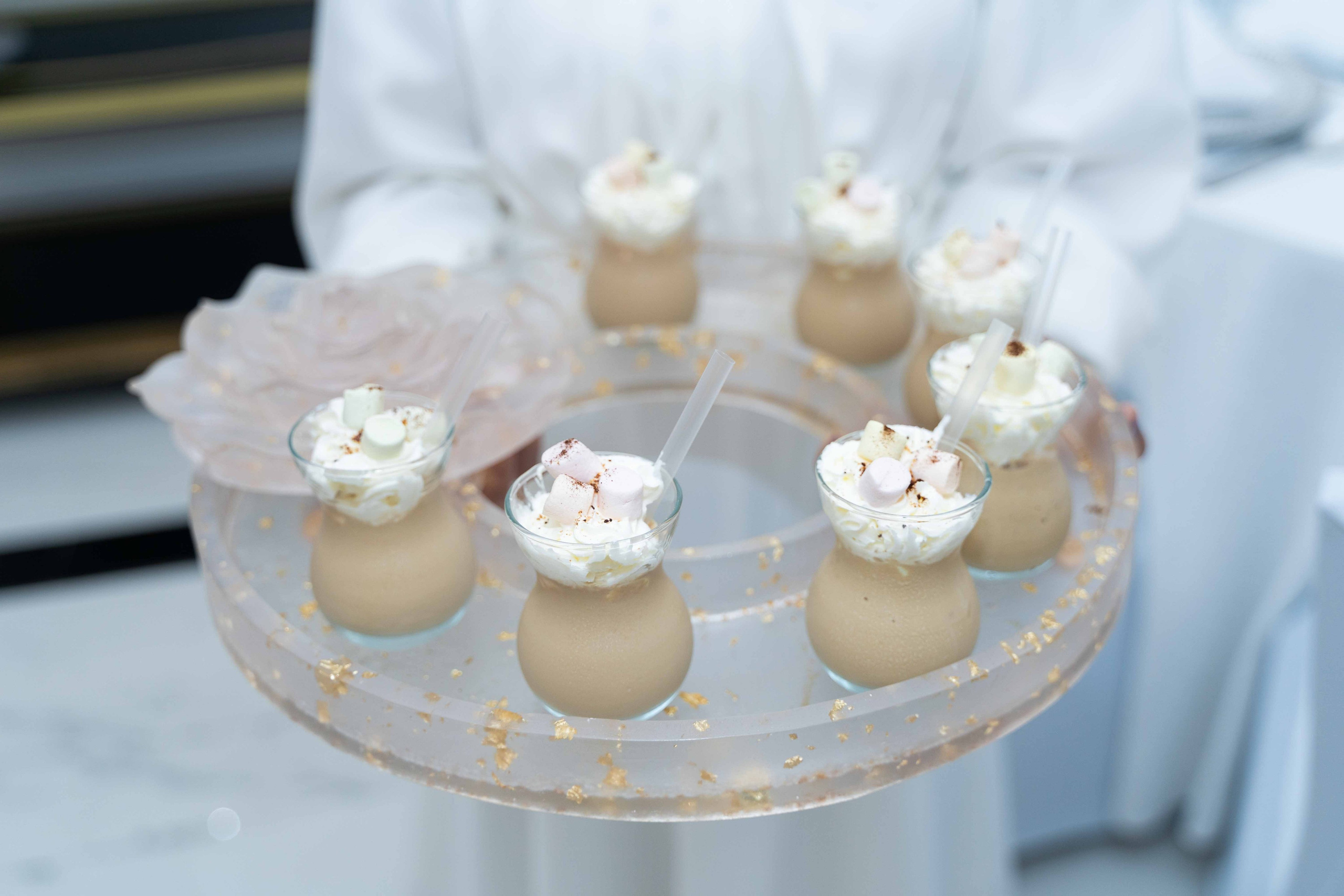 Арабская скромная помолвка дома (приватность на женские лица). Фотограф и видеограф в Москве и Абу Даби Мария Кулагина