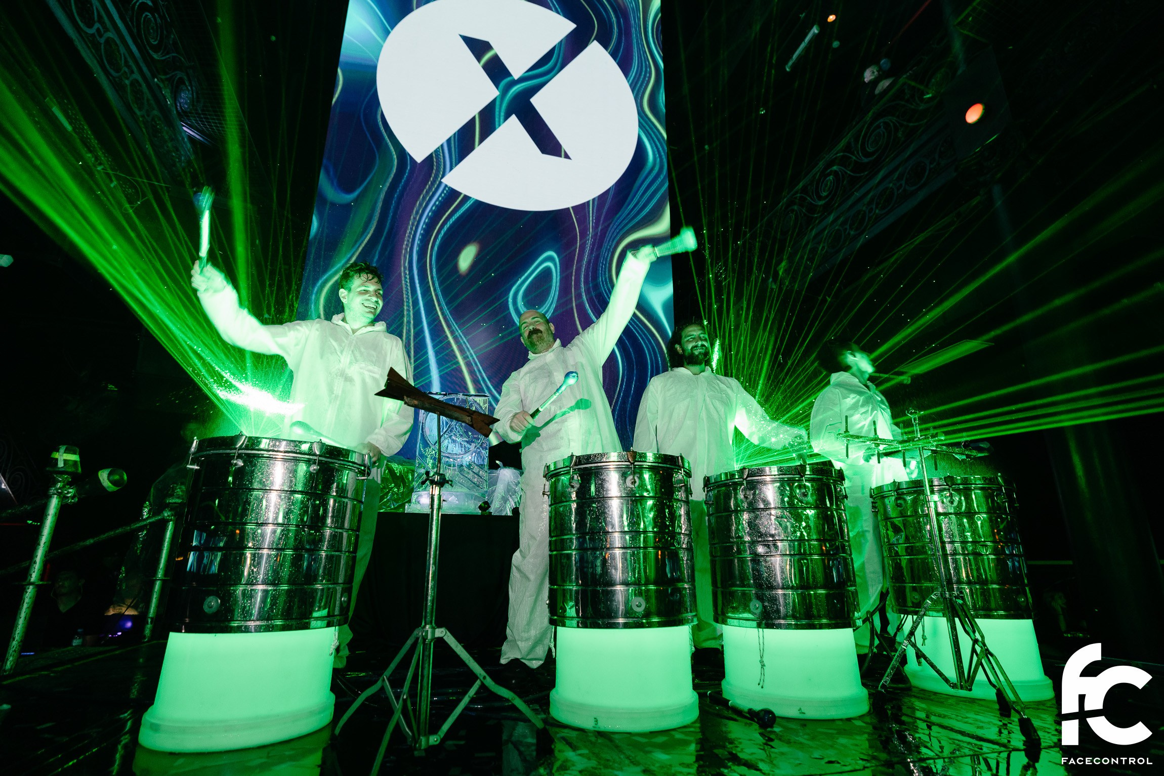 XAINDEX. Face Control: Crónica social, anuncios de eventos y reportajes fotográficos