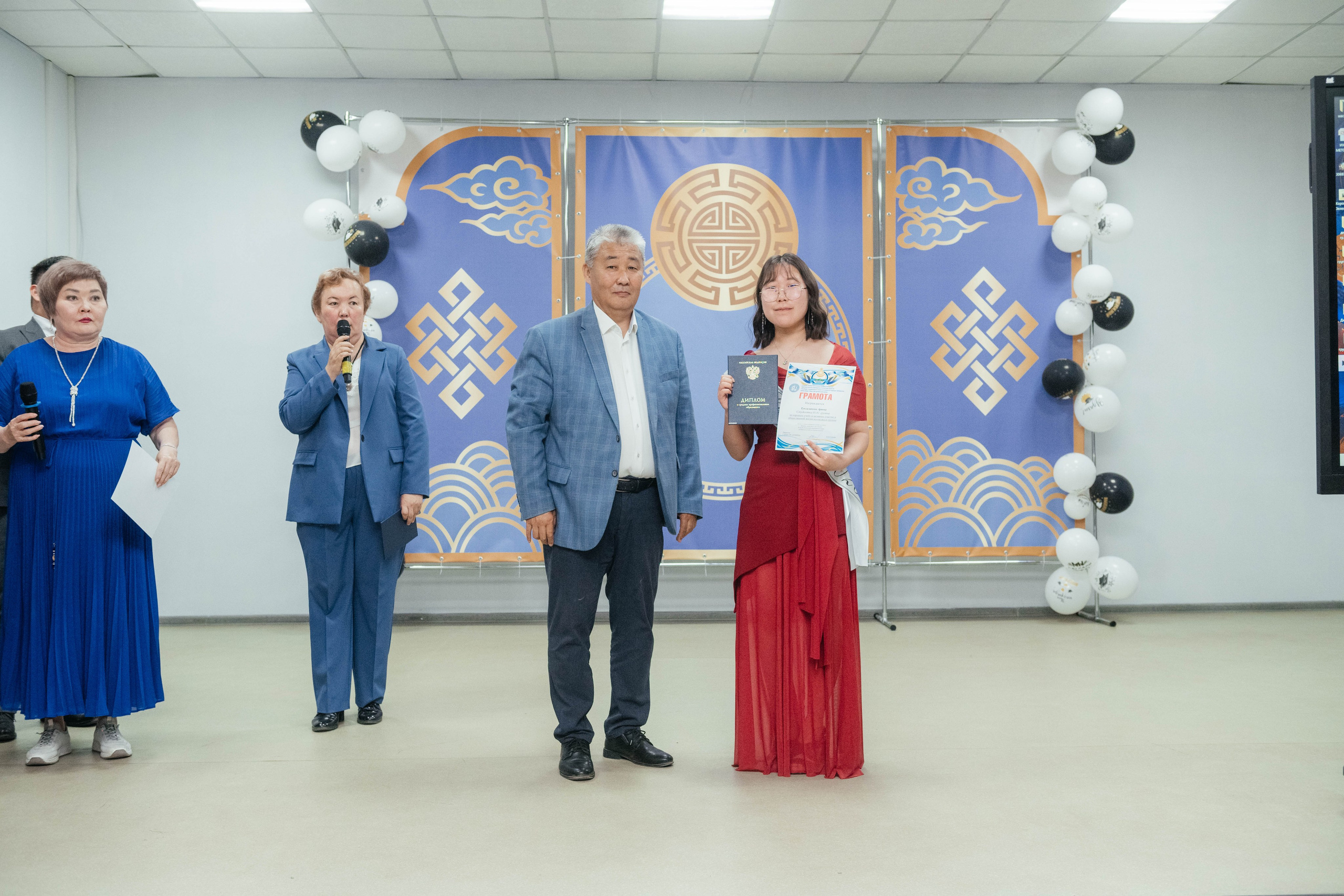 Выпускной Колледж традиционных искусств и народов Забайкалья. Фотограф Эллина Дар г. Улан-Удэ
