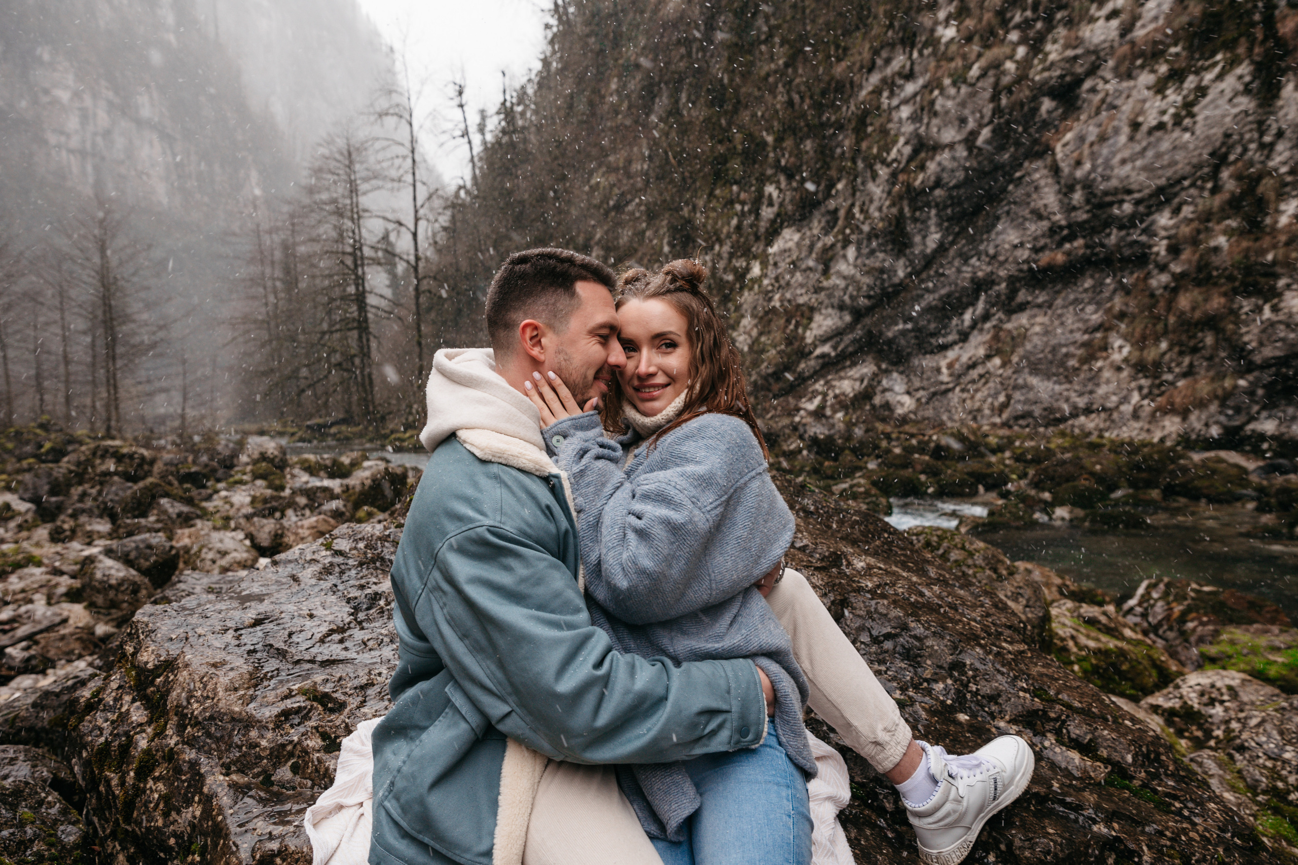 Mountain Engagement. Wedding photographer Valeriy Solonskiy
