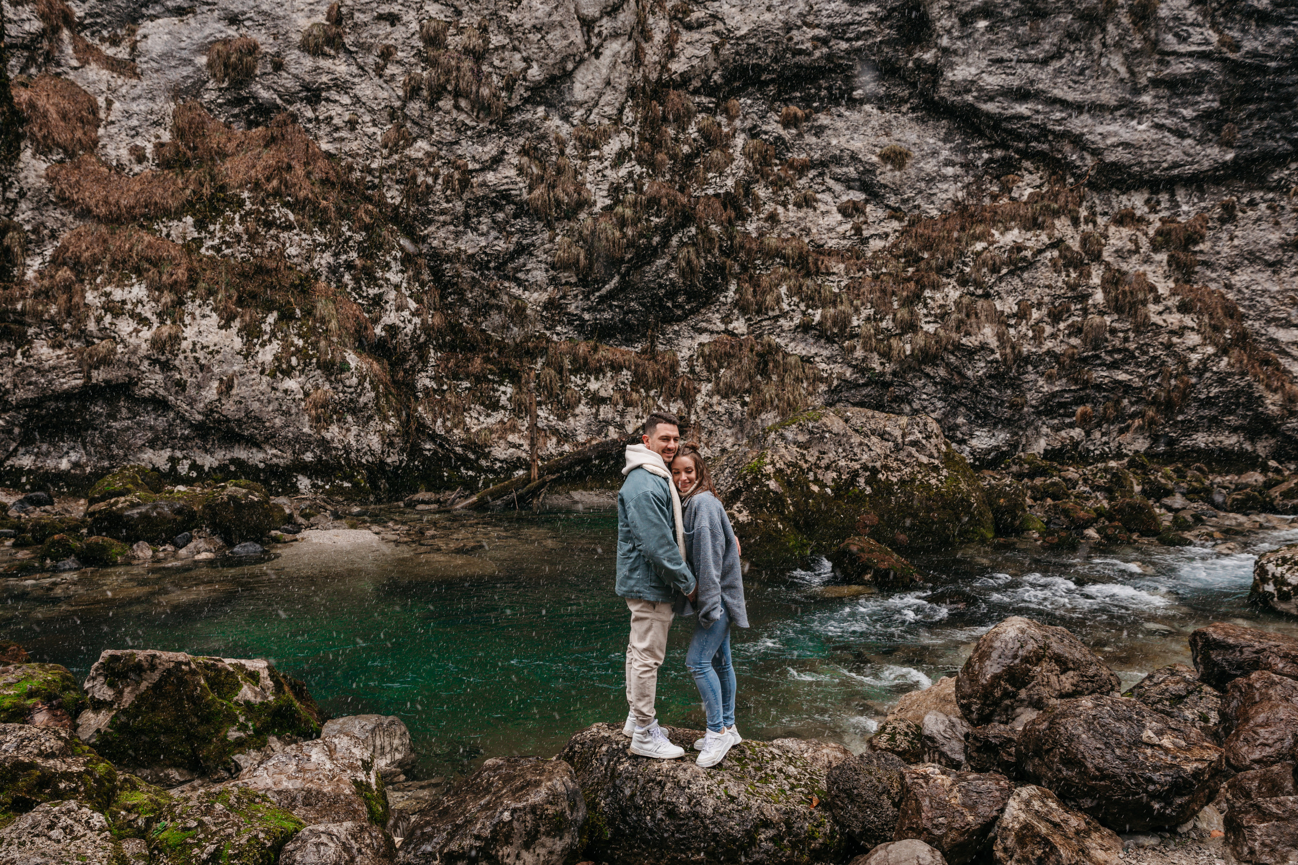 Mountain Engagement. Wedding photographer Valeriy Solonskiy