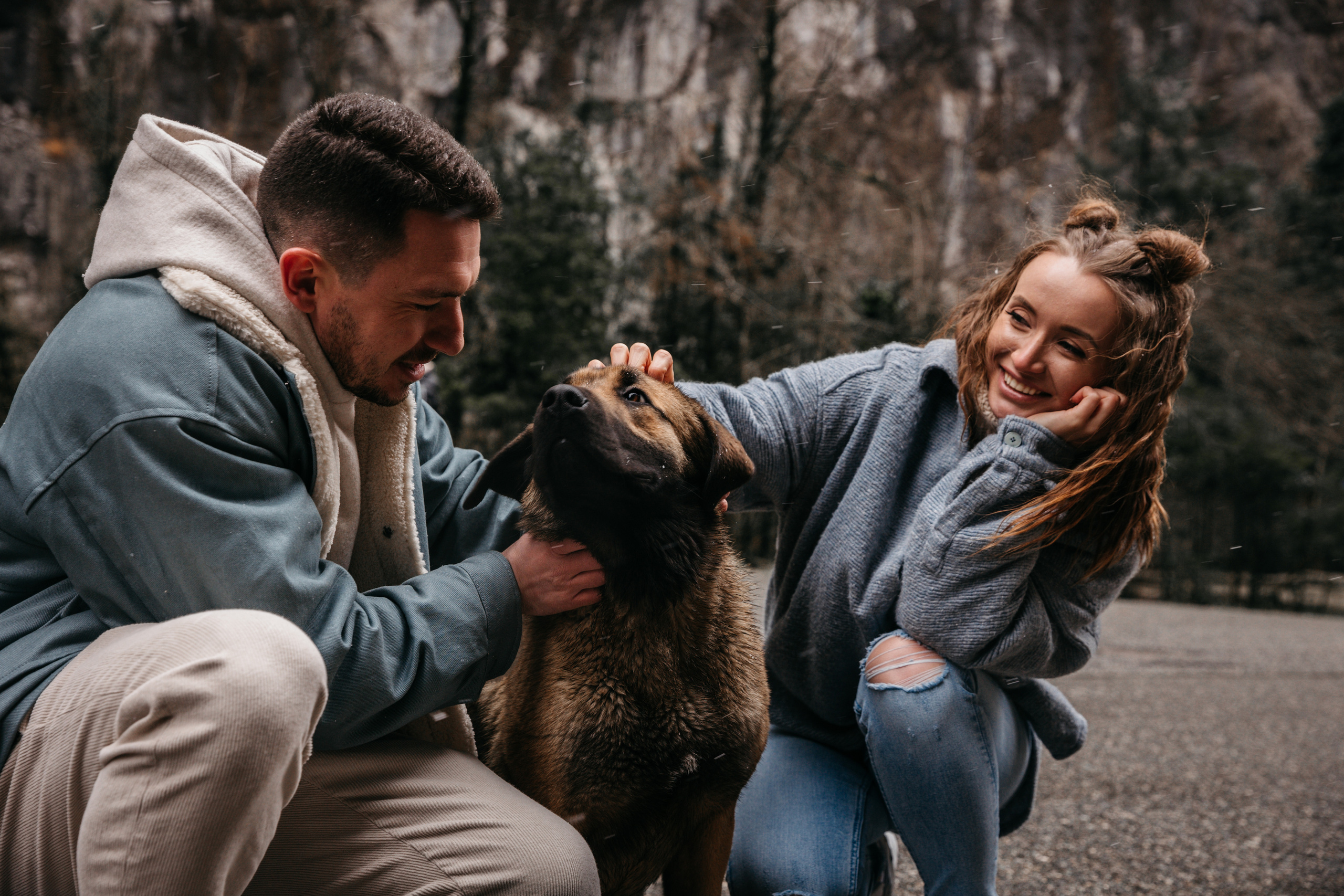 Mountain Engagement. Wedding photographer Valeriy Solonskiy
