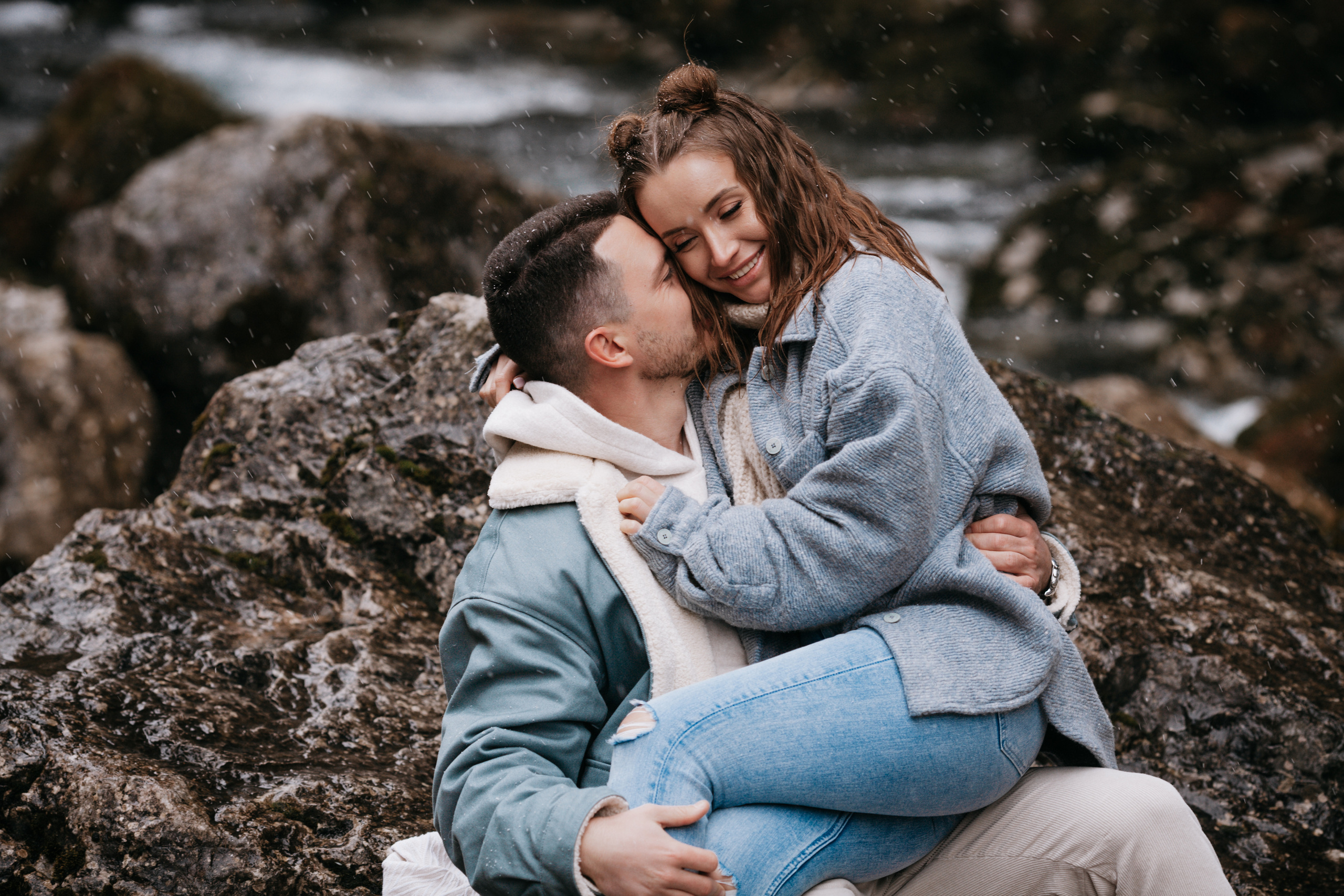 Mountain Engagement. Wedding photographer Valeriy Solonskiy