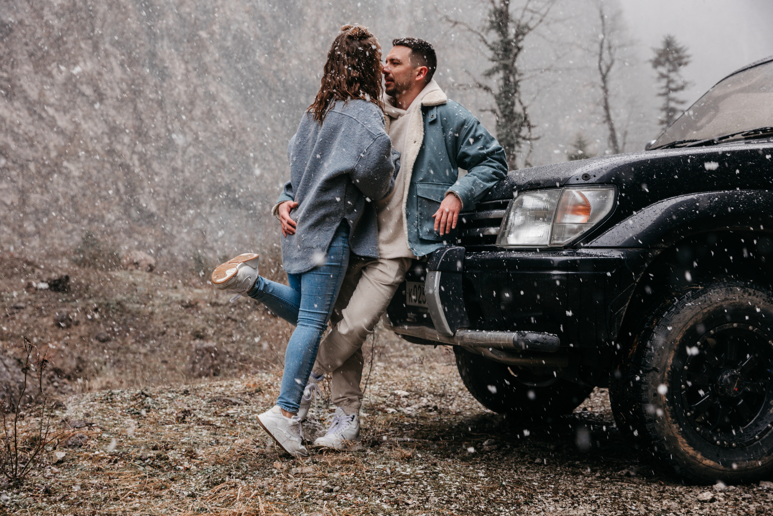 Mountain Engagement. Wedding photographer Valeriy Solonskiy