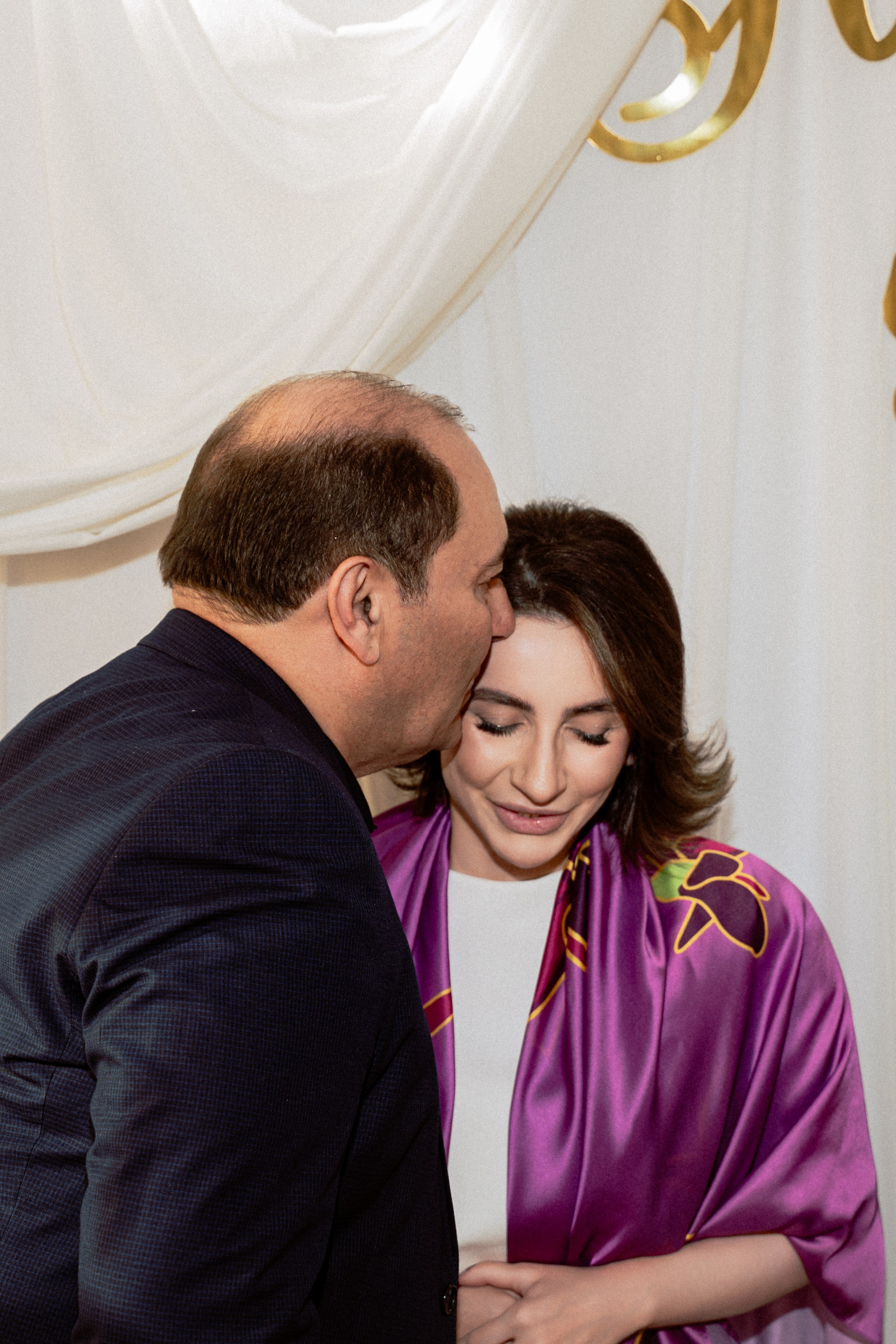 Помолвка Арзу и Ниджат (06.06.2026 ресторан — White Hall). Свадебный и семейный фотограф в Москве и МО (Фрязино, Королёв, Коломна) Макеева Алёна