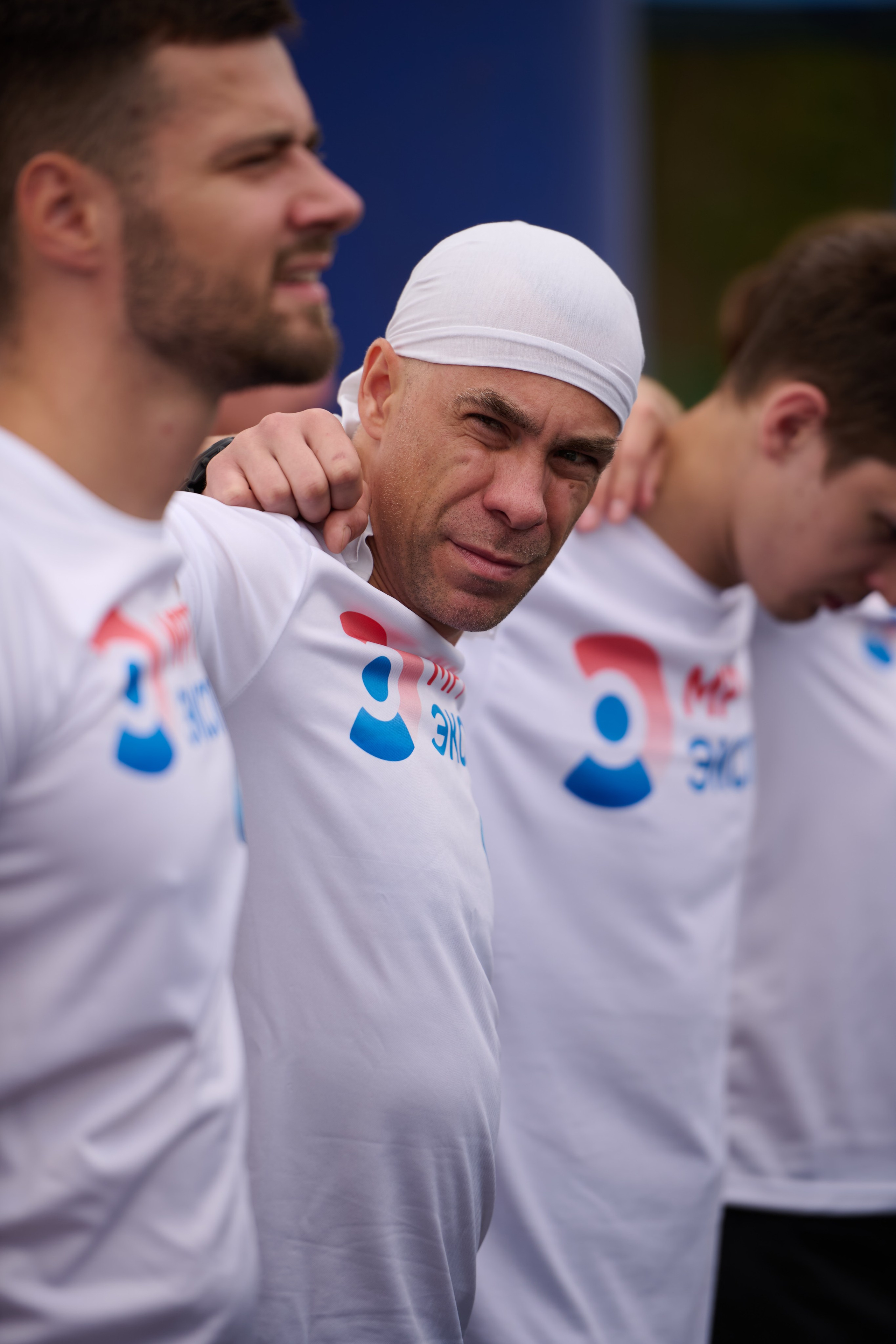 Фоторепортаж с забега Стальной характер в Сургуте, 5 июля 2025. Репортажный и семейный фотограф — Шелихов Сергей