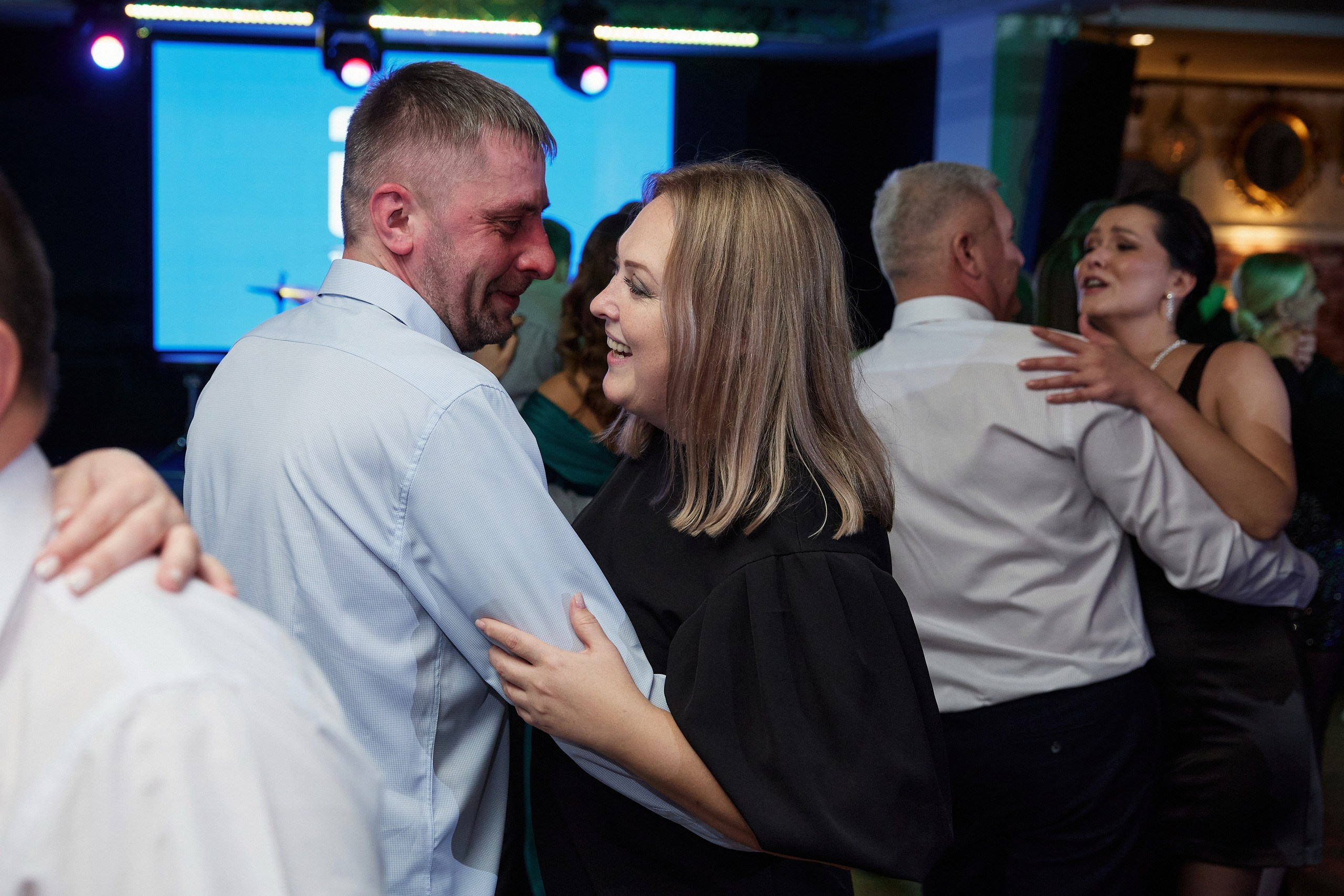 E8 / Новогодний корпоратив. Другой взгляд на фотографию