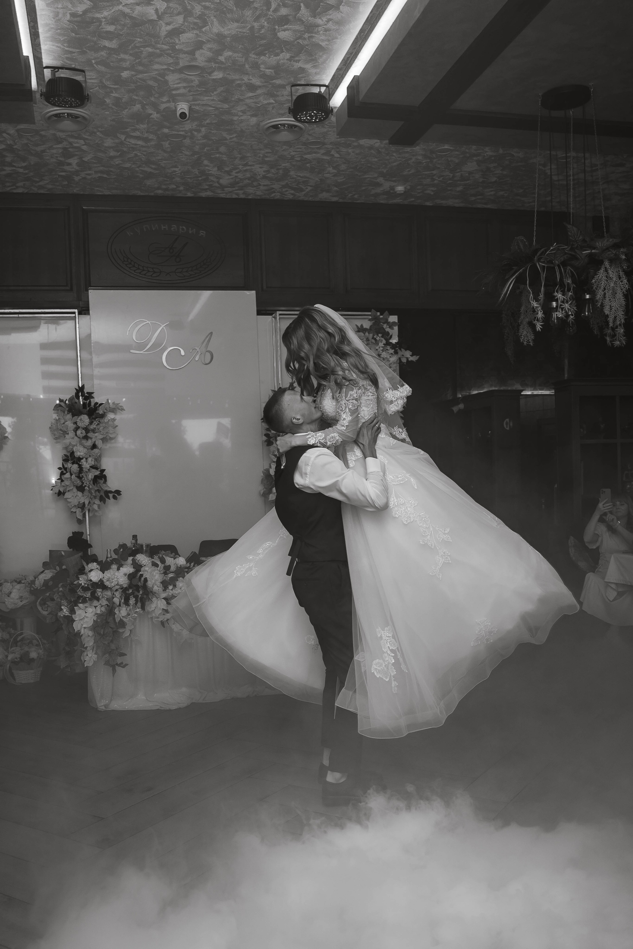 Данил и Анастасия. Видеосьемка, фотосьемка свадеб, юбилеев, утренников в Краснодарском кр