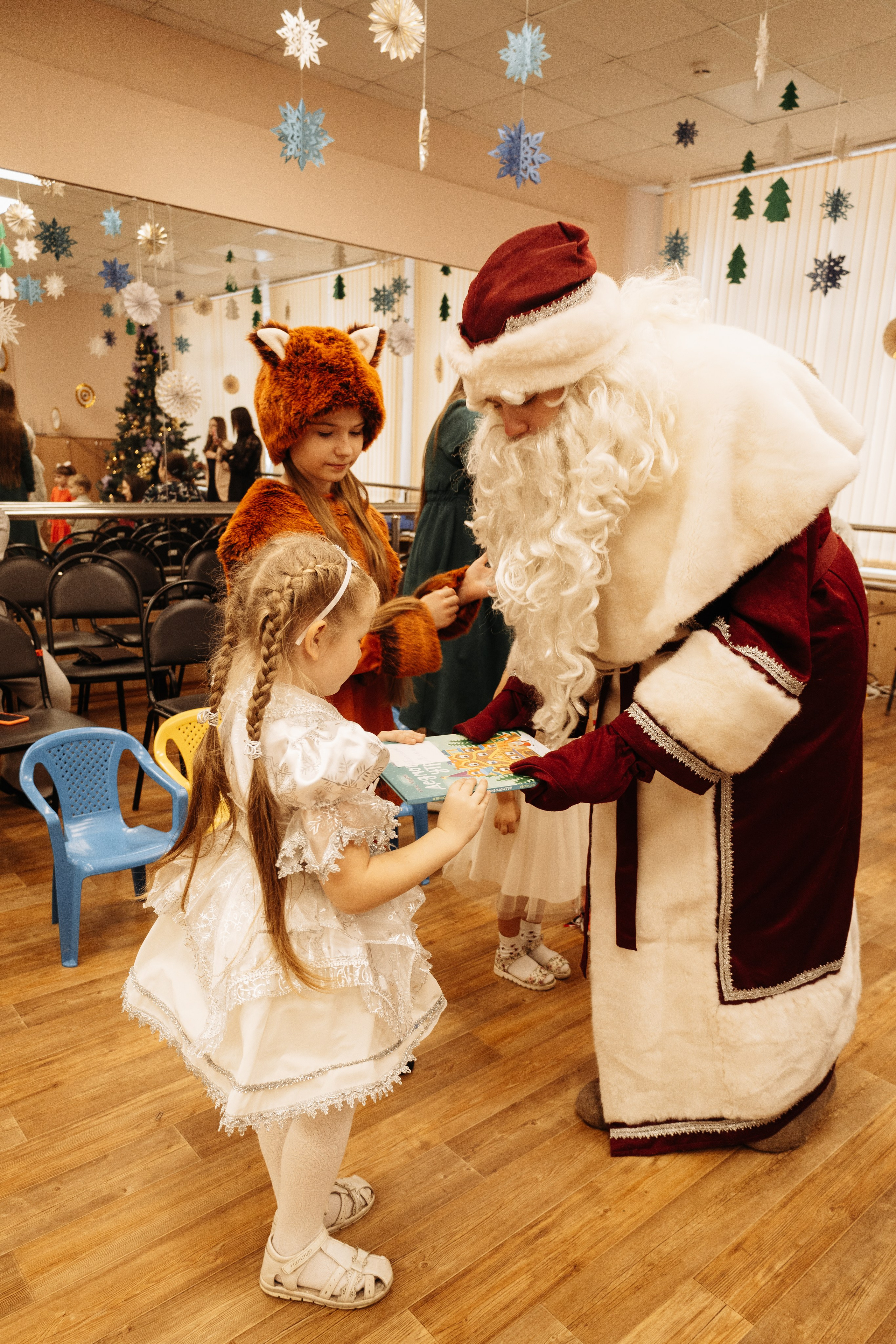 Новогодние Елки 2024 в ДЦ «Феникс». Семейный фотограф в Рязани и Рязанской области