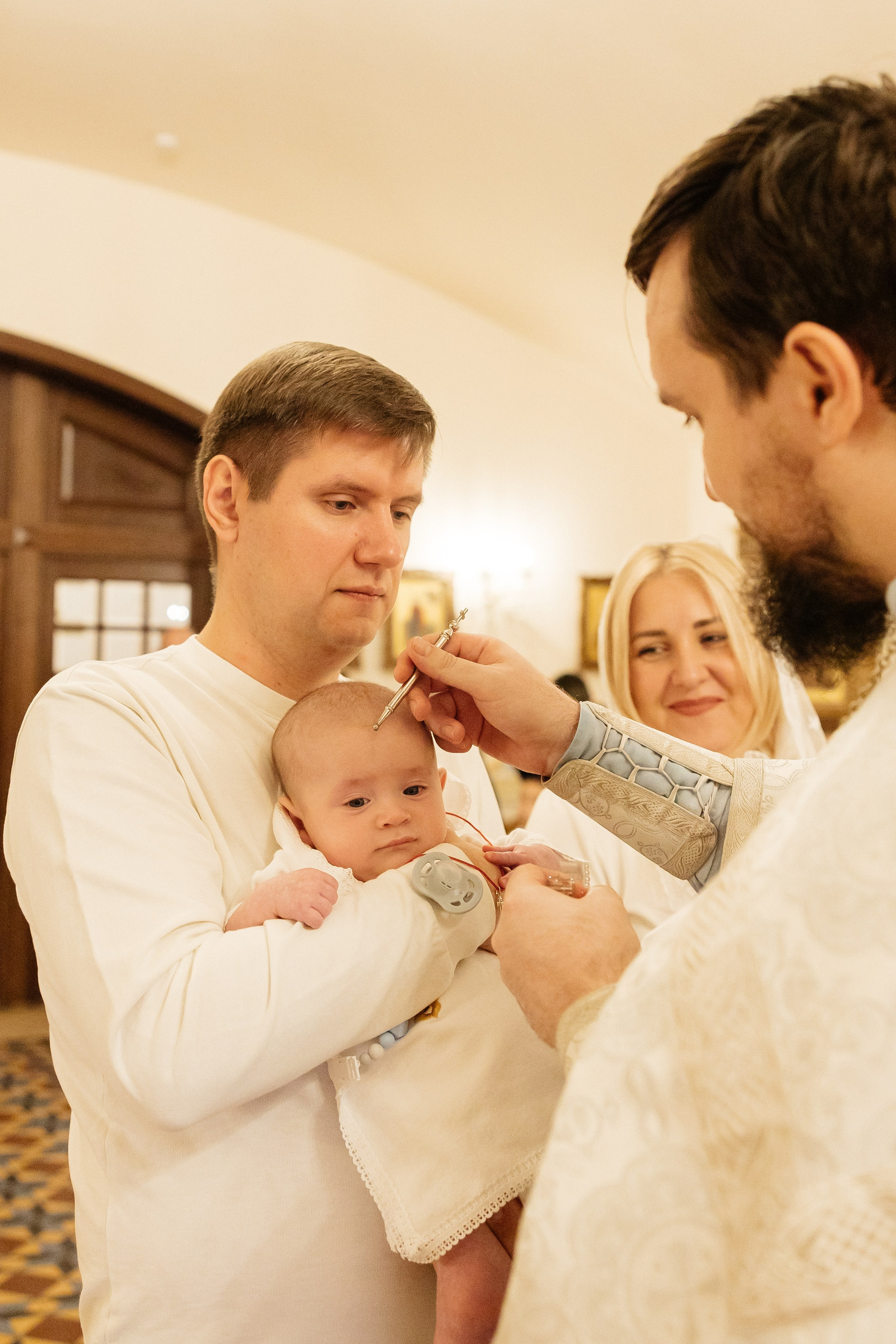 Таинство Крещения Александры и Алисы. Храм Покрова Пресвятой Богородицы. Семейный фотограф в Рязани и Рязанской области