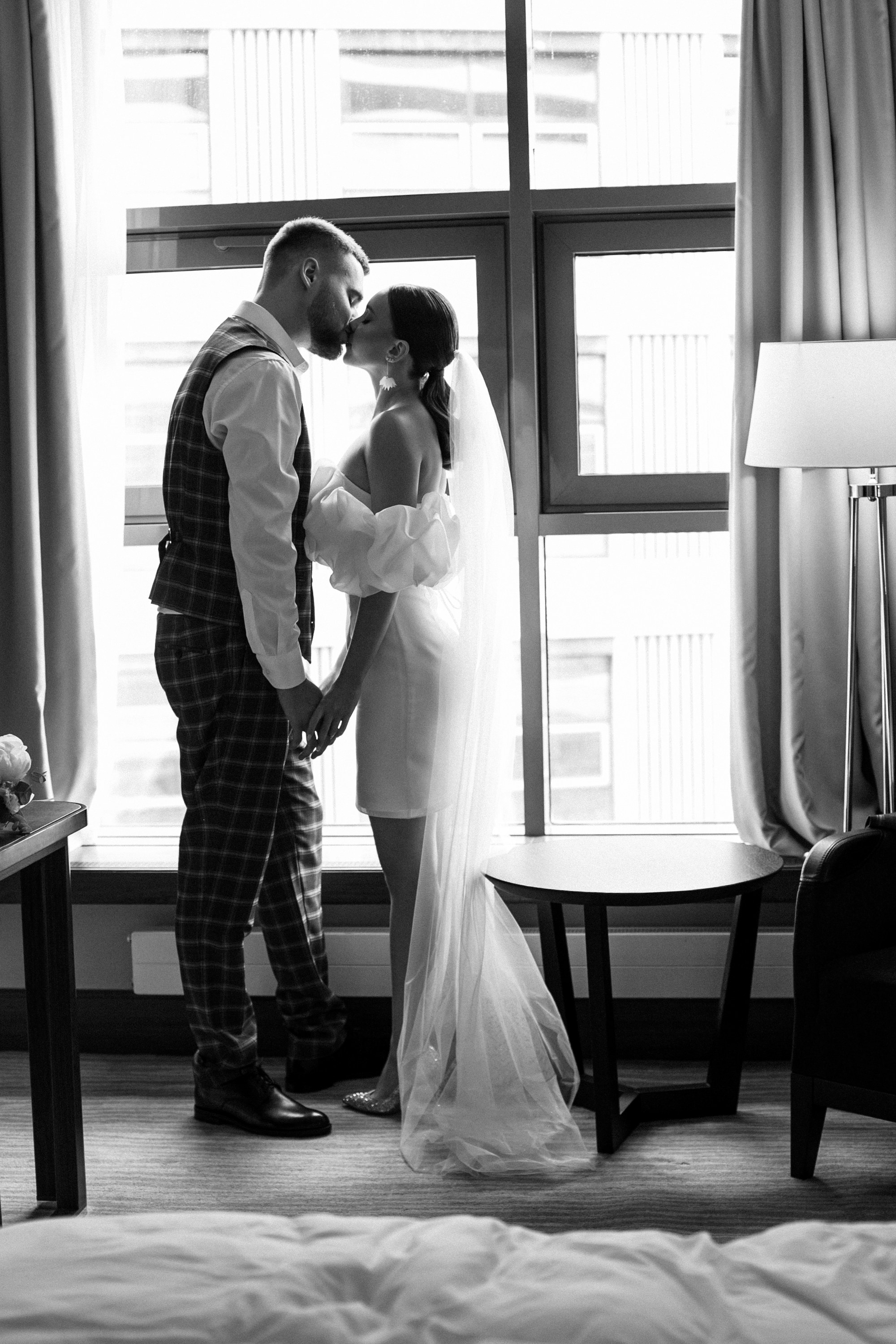 Маленькие свадьбы фотограф, фотограф на свадьбу москва недорого. Свадебный фотограф Москва. Семейный фотограф. Предметная съемка, съемка одежды