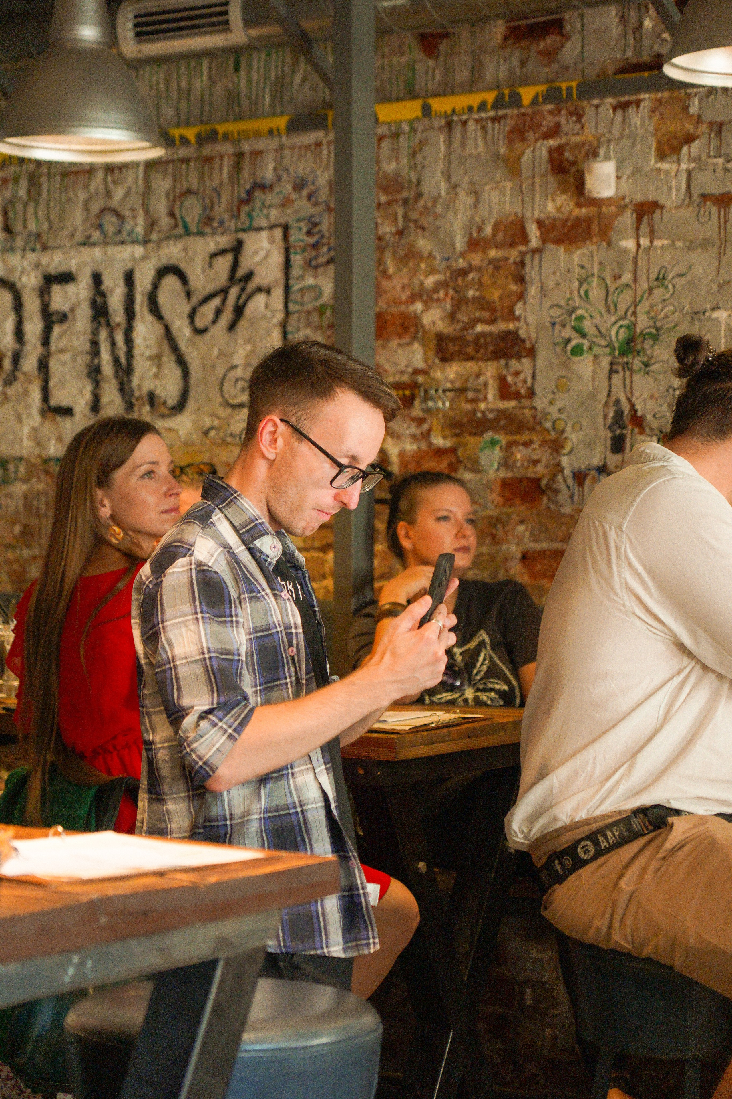 Поэтический вечер. Фотограф