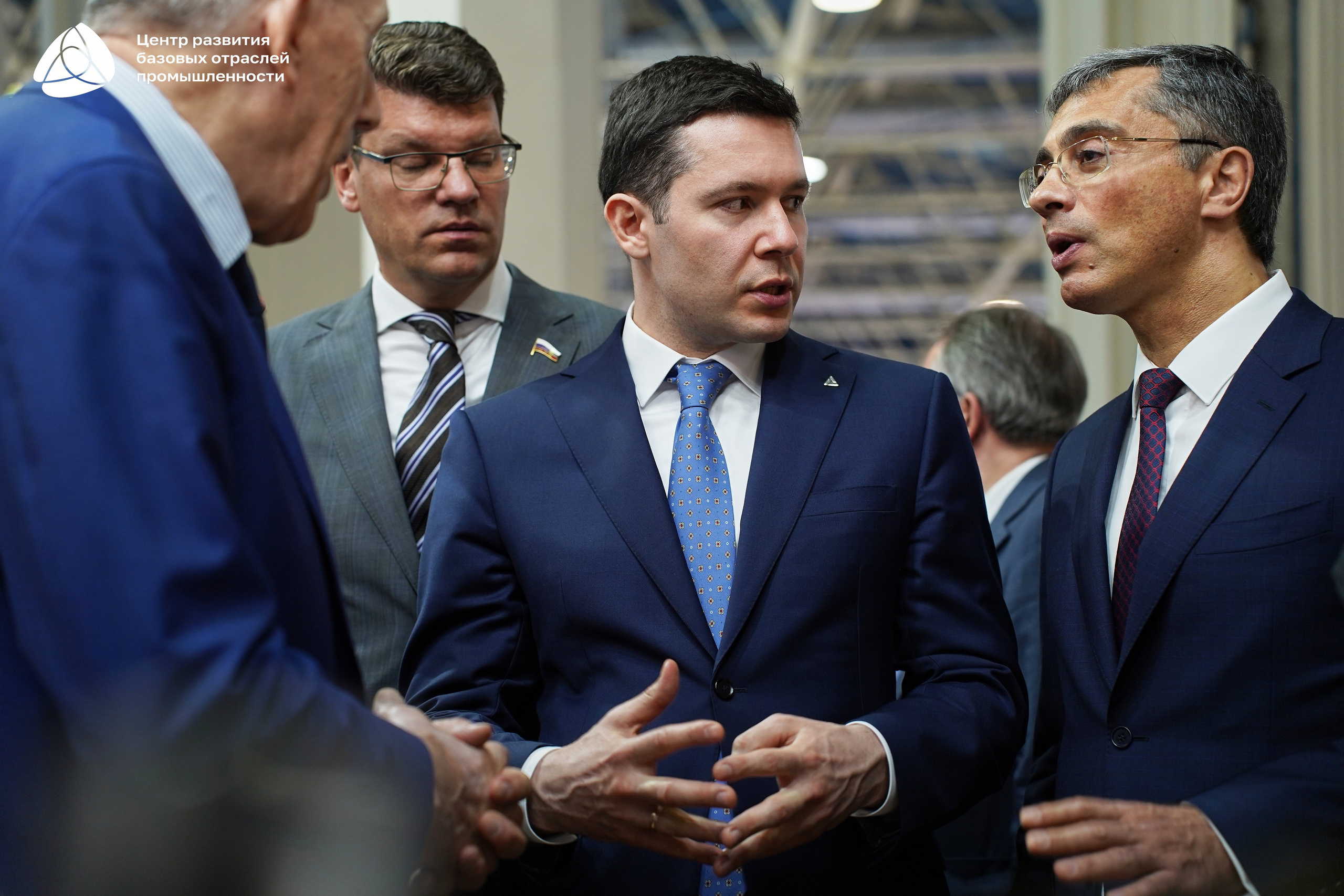 ЭКСПОЦЕНТР Алиханов. Фотограф