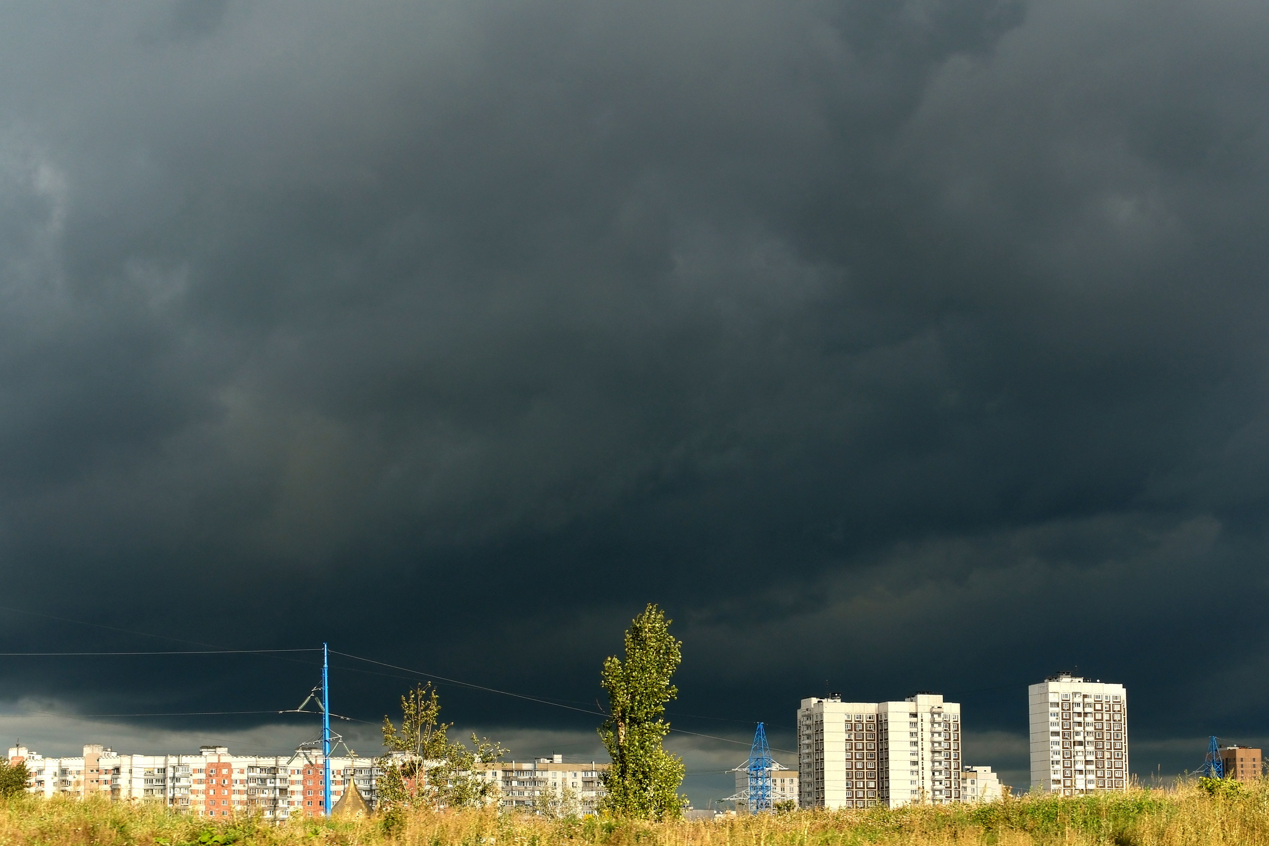 Улица, люди, жизнь…