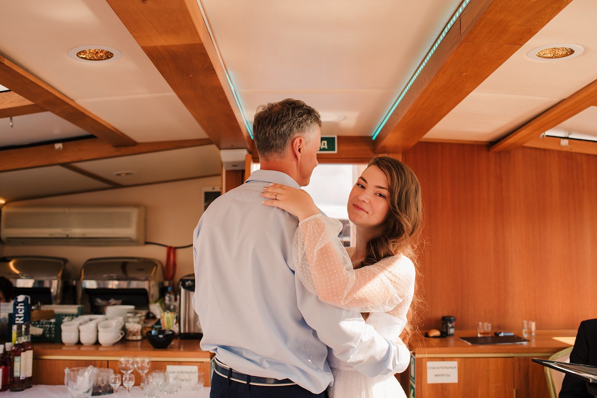 Юля и Андрей. Банкет на воде. Семейный и Свадебный фотограф. Санкт-Петербург. Пушкин