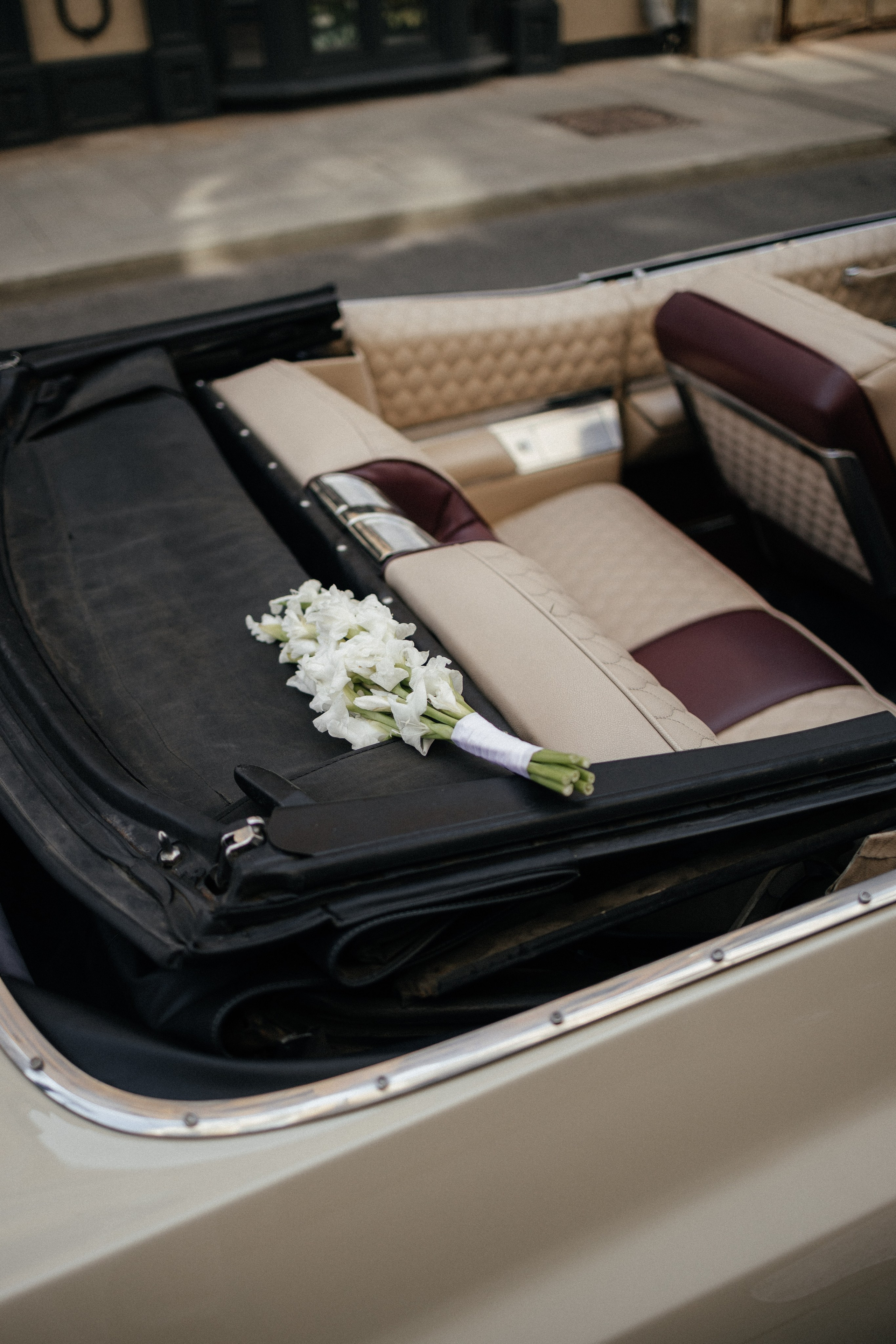 На кабриолете. Фотограф Родионова Екатерина в Москве и Оренбурге