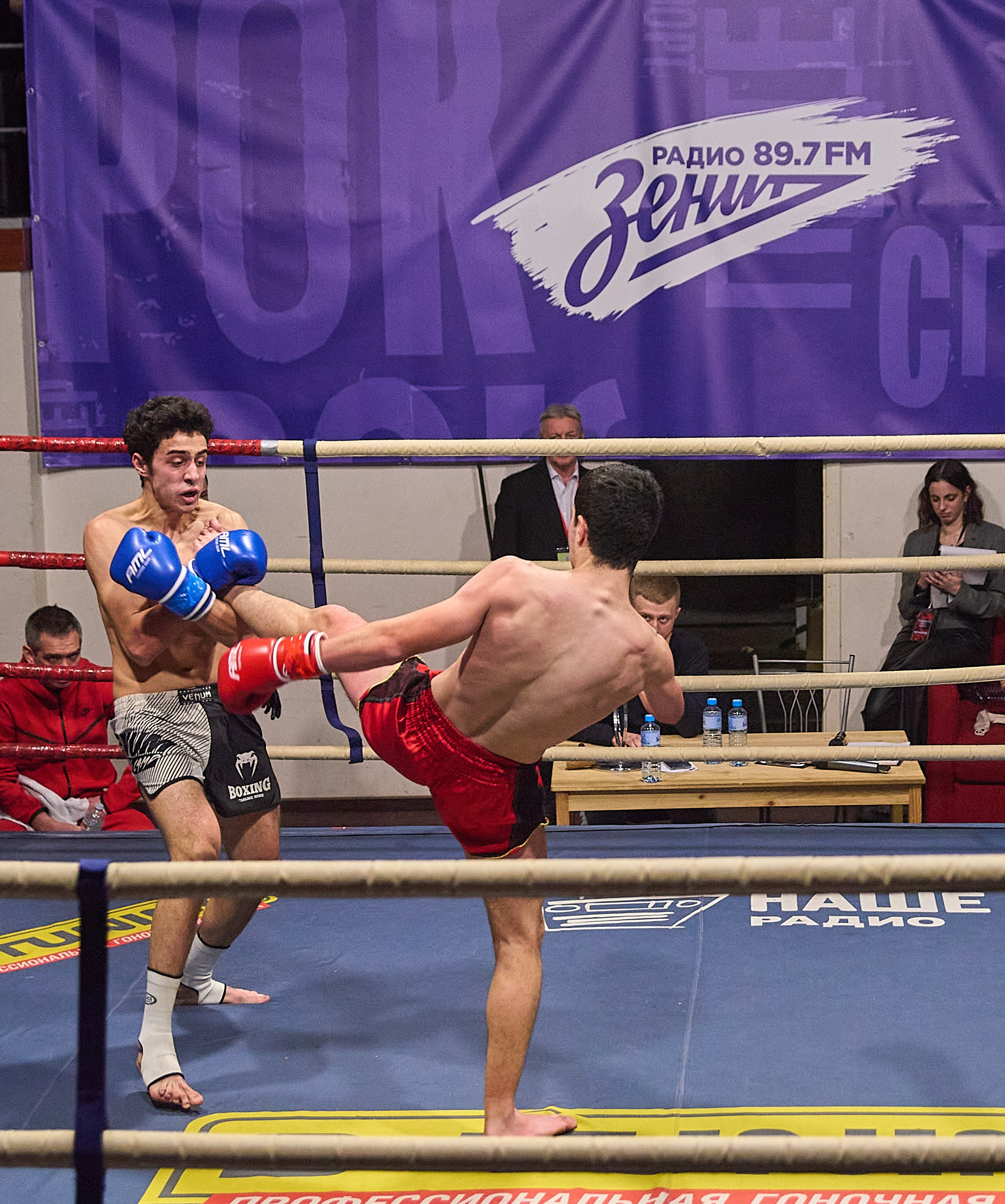 «Ультиматум удара» — бокс. Профессиональный спортивный фотограф в Санкт-Петербурге