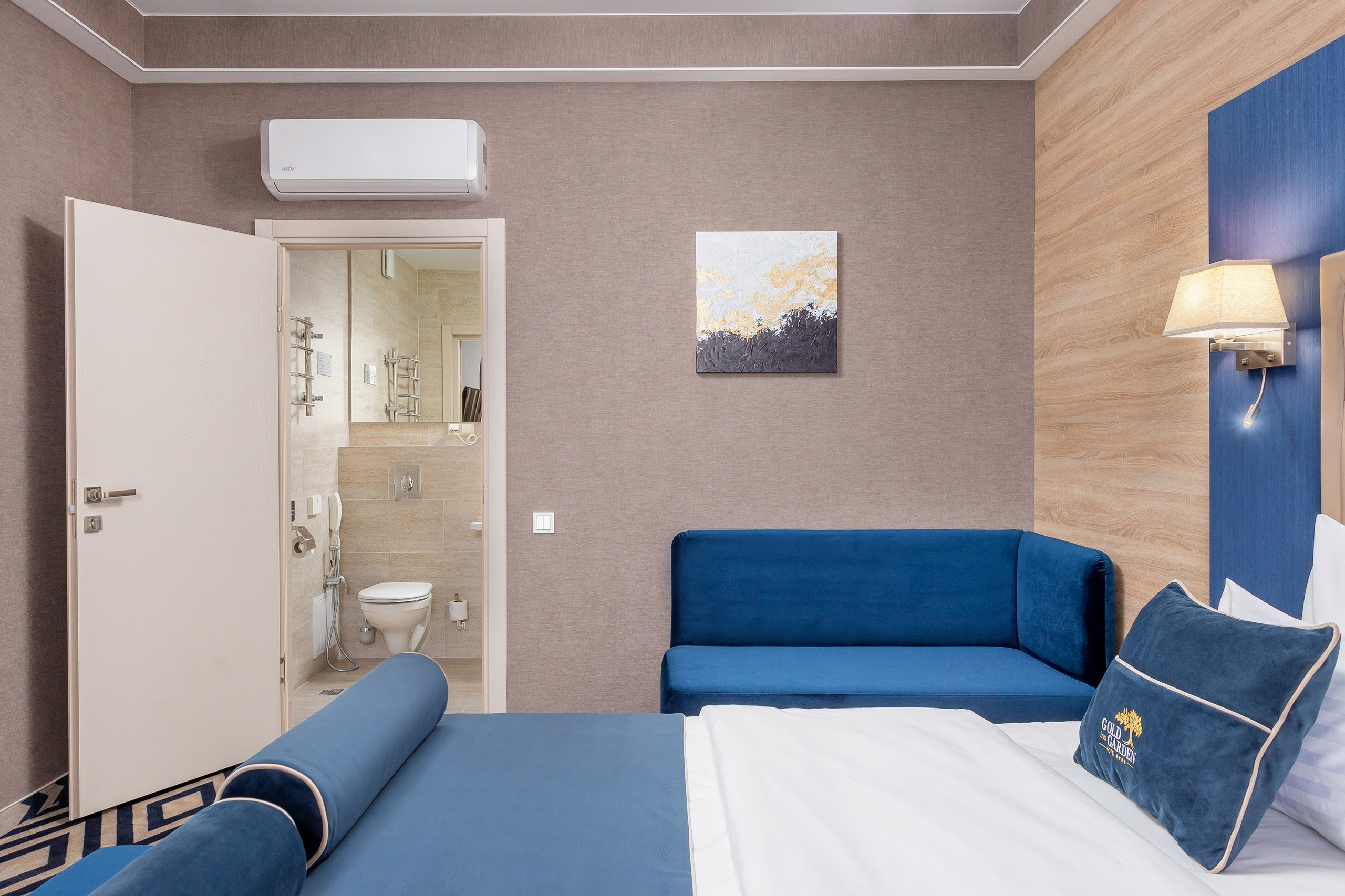 Hotels. Interior photographer Vitalii in Portland and Vancouver