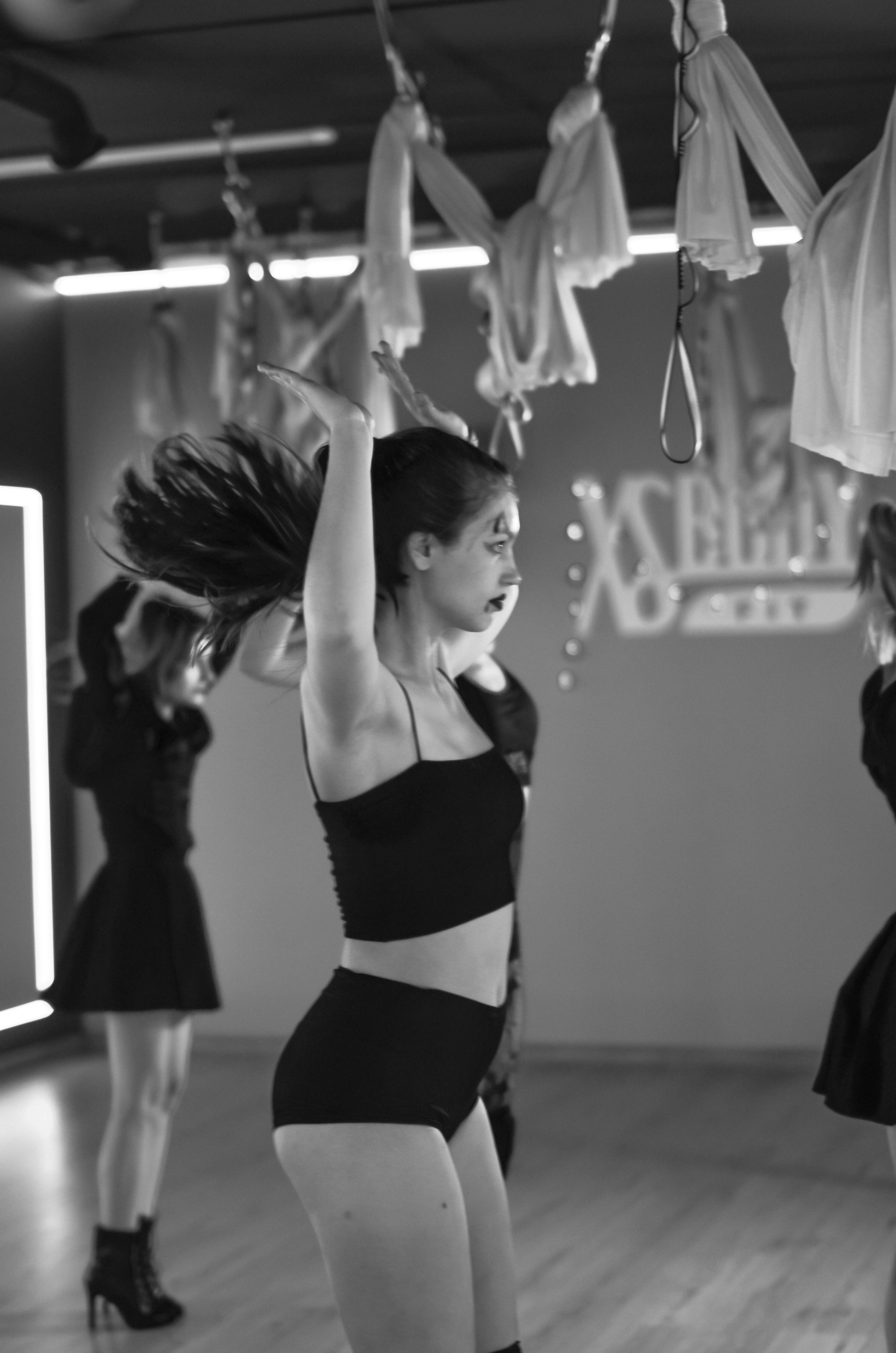 Фоторепортаж мероприятия в фитнес-клубе. Денисова Аля — фотограф для парных съемок и индивидуальных историй в Барнауле