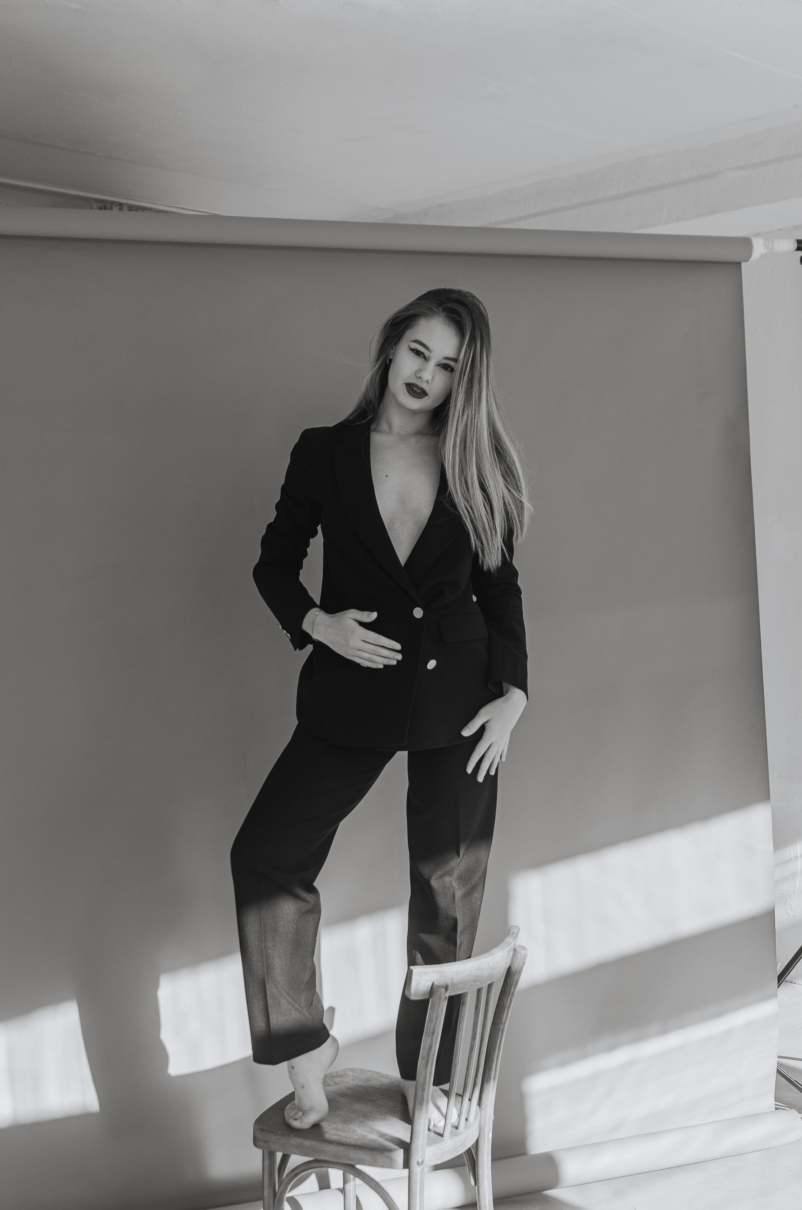 Женская фотосессия в стиле минимализм. Денисова Аля — фотограф для парных съемок и индивидуальных историй в Барнауле