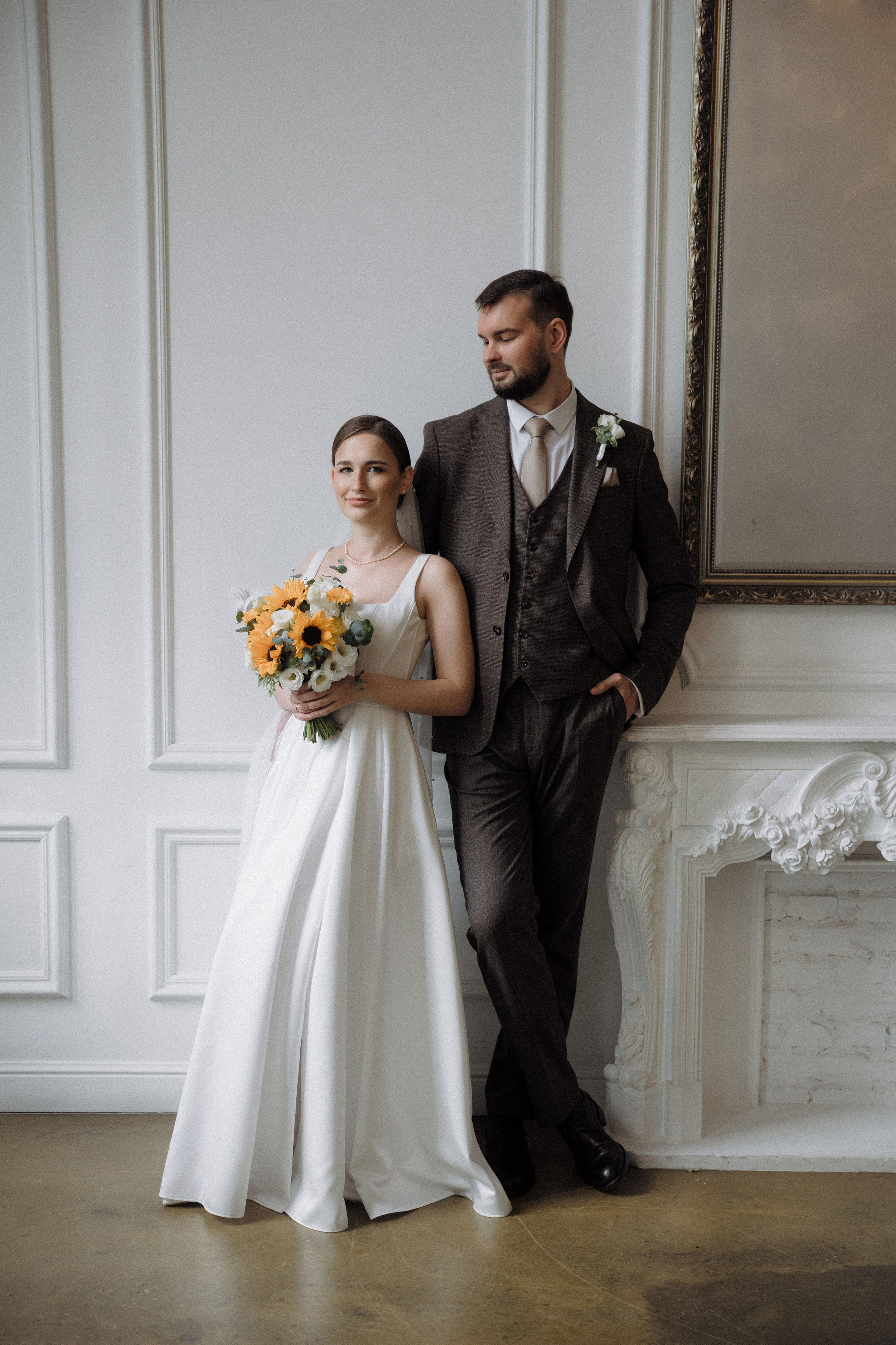 Портфолио свадебного фотографа в Москве. Фотосессия с лошадьми Москва. Фотограф на свадьбу в Москве. Свадебная фотосессия на черном фоне. Фотограф в Москве Валерия Рожкова