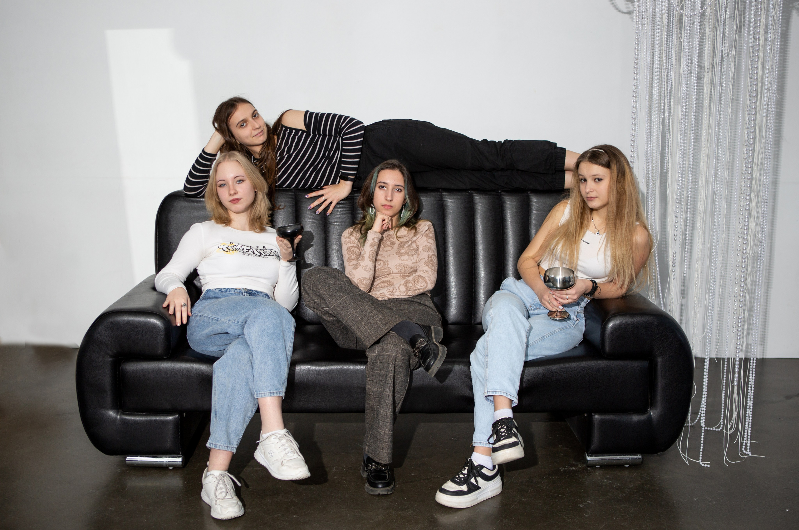 Фотостудия LOFT- зал ОКНА. Выпускные альбомы Воронеж от Веры Соколовой