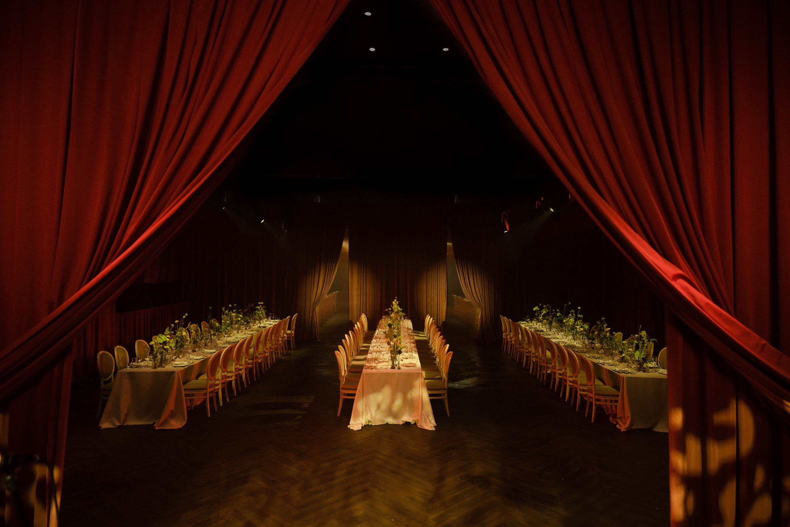 Александр и Иннеса. Ксения Почтарь. Декоратор и флорист, город Владивосток