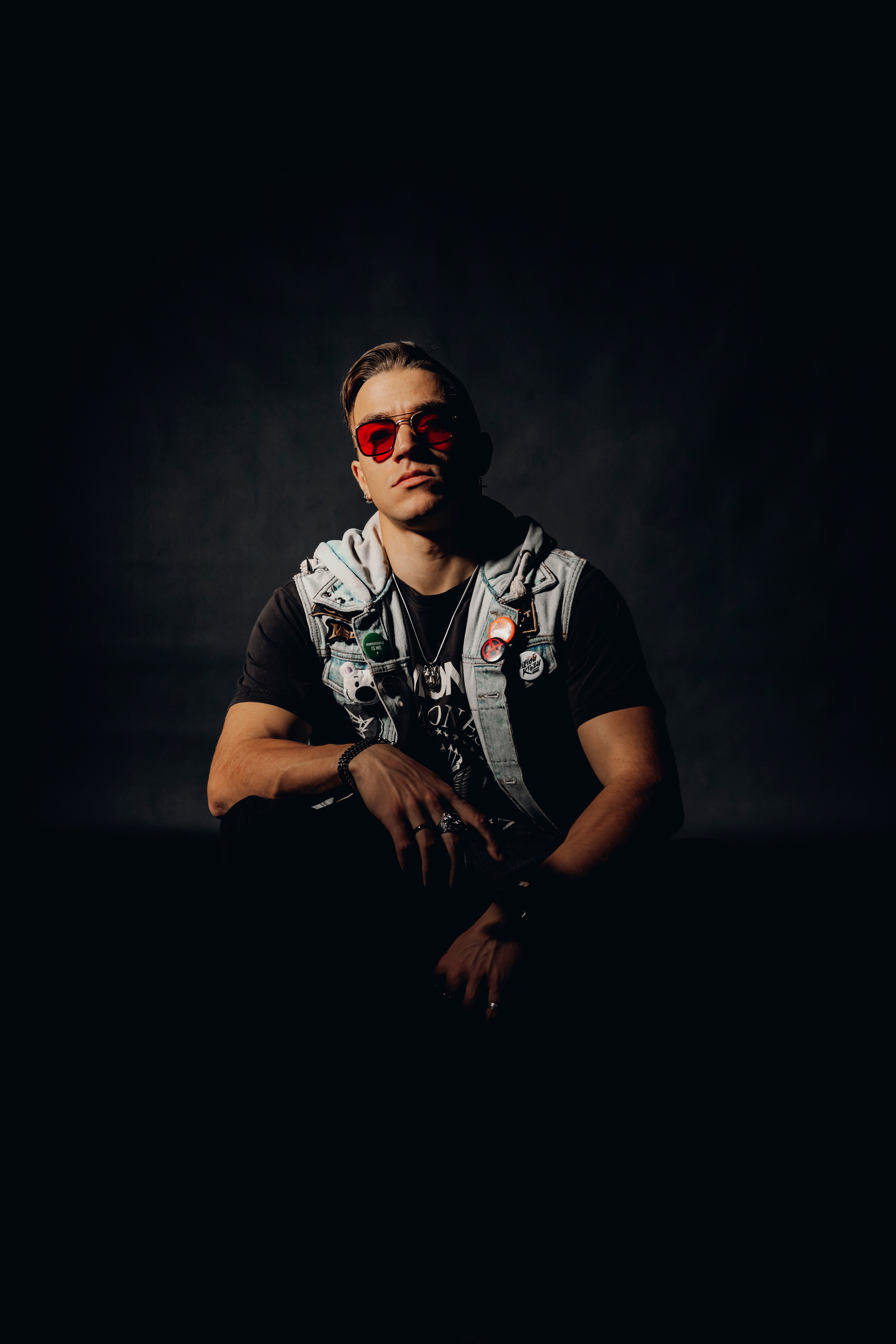 Алексей. Съемка в низком ключе. Фотограф Владивосток