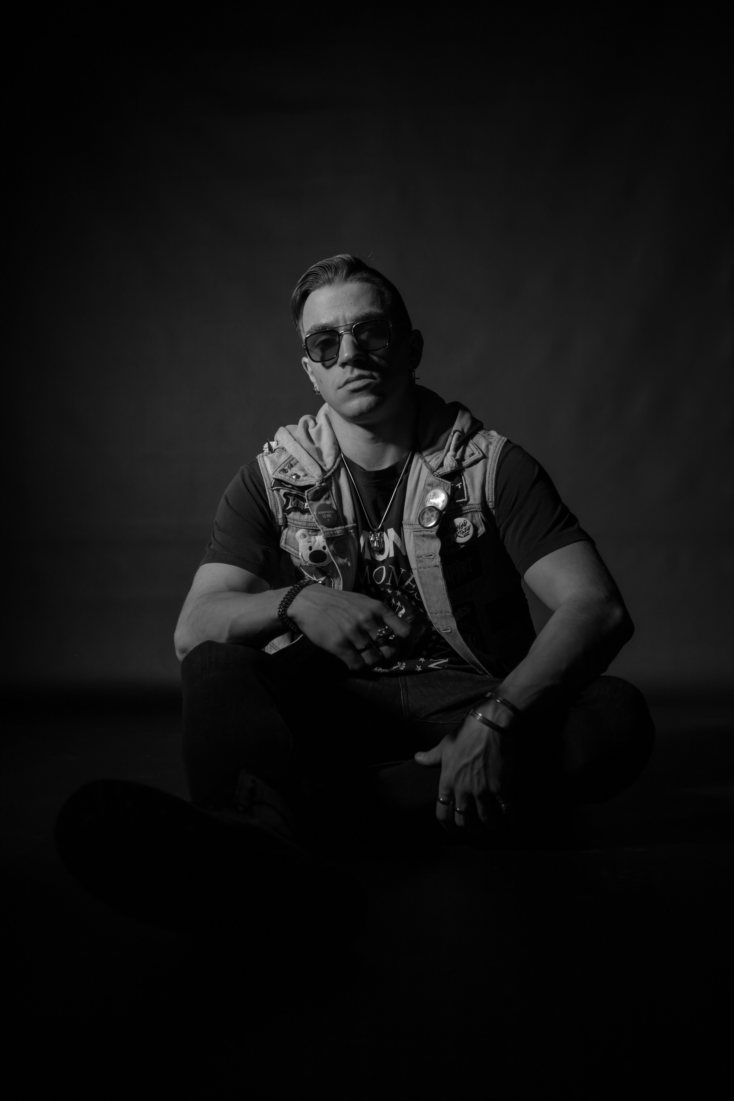 Алексей. Съемка в низком ключе. Фотограф Владивосток