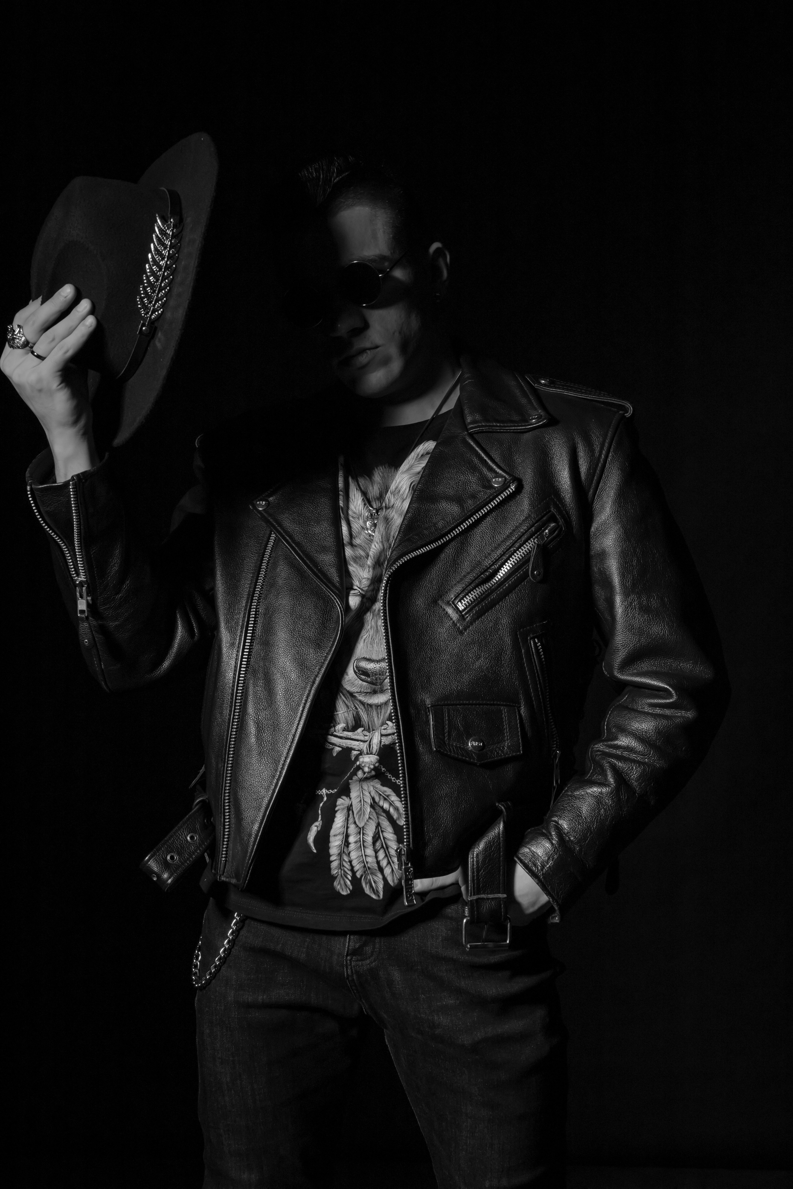 Алексей. Съемка в низком ключе. Фотограф Владивосток